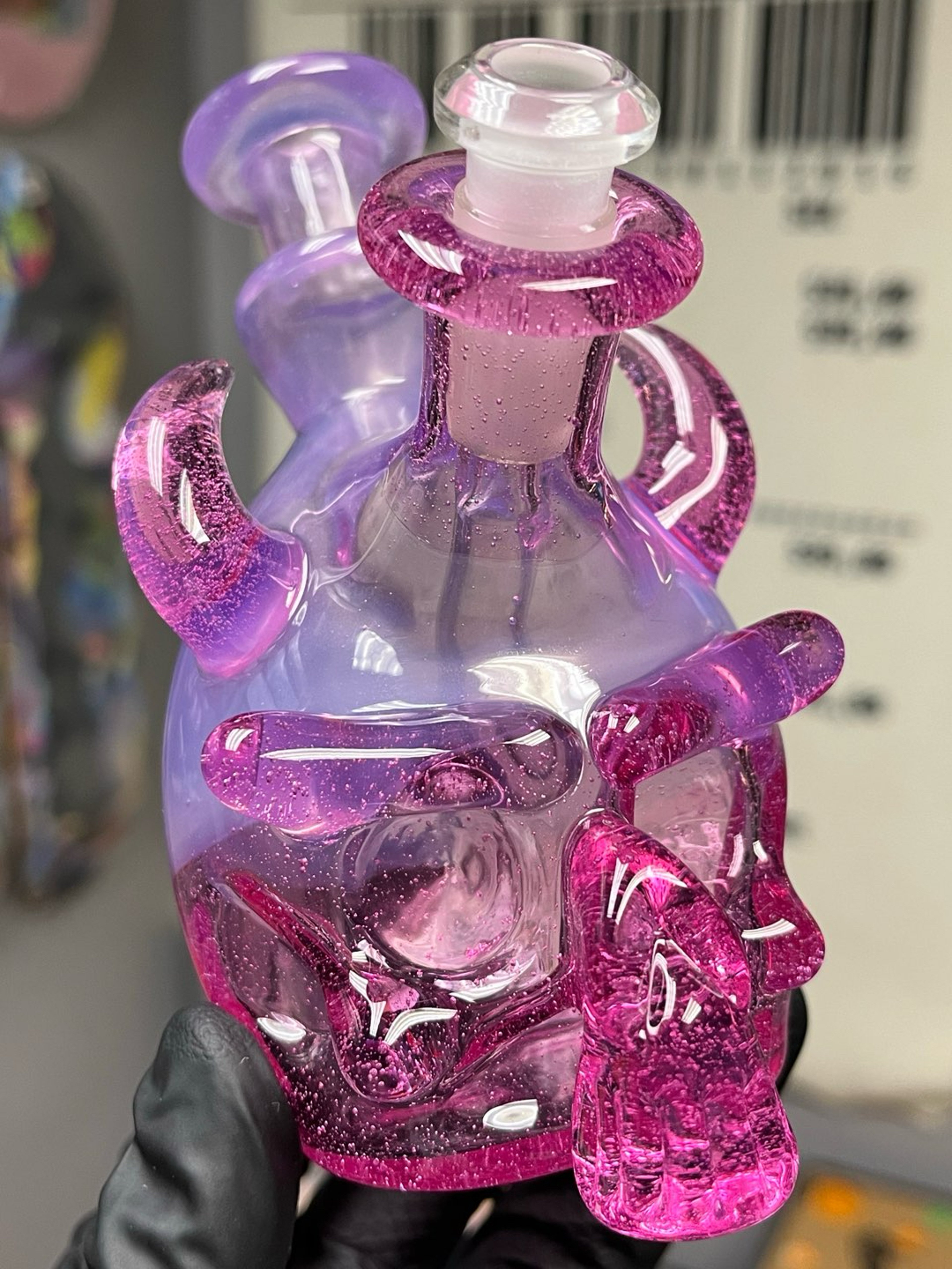 Preview pic of TUSKUM glass CFL skull jammer