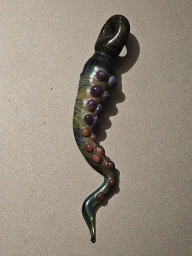 Preview pic of Tentacle pendant
