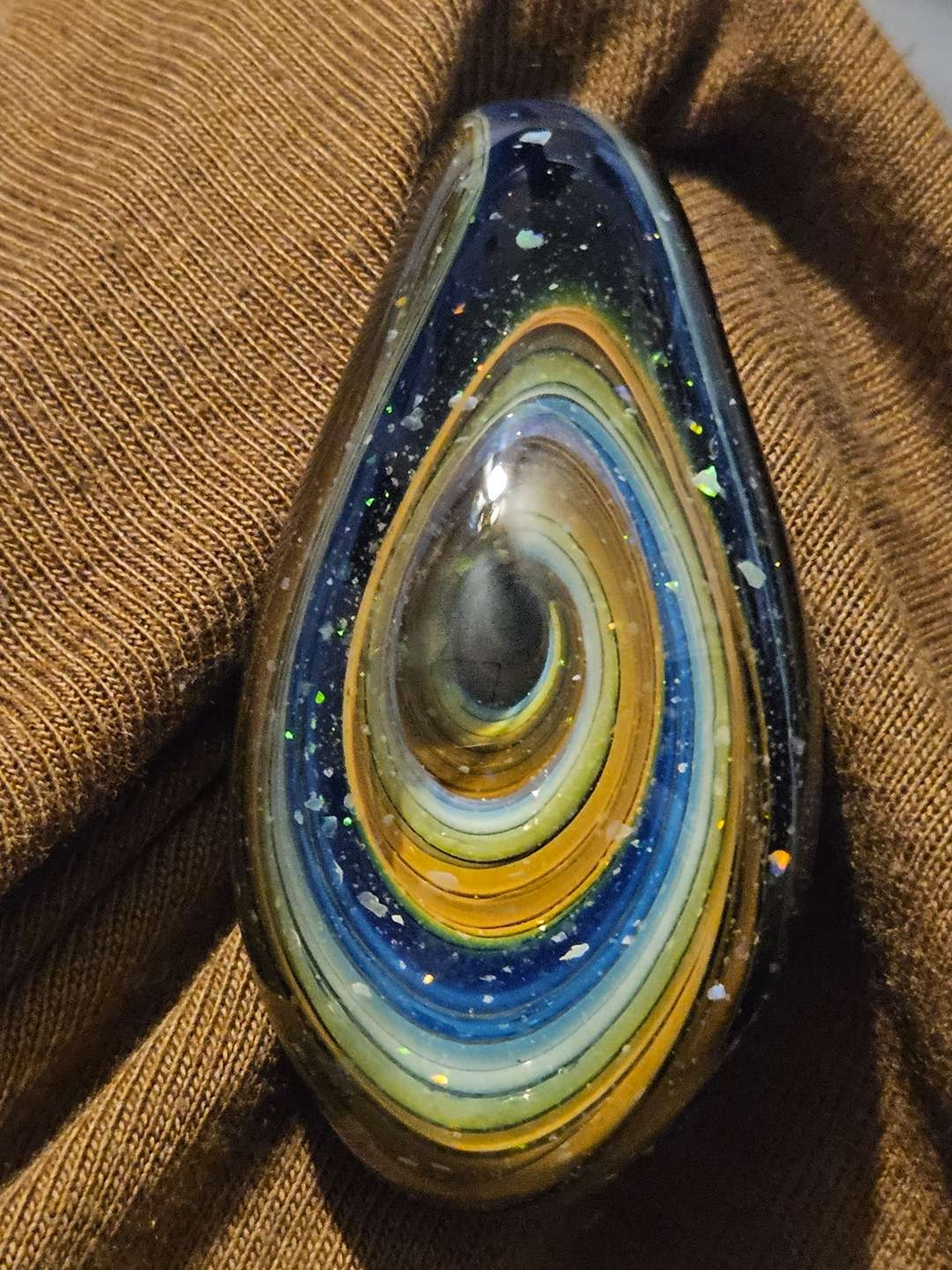 Preview pic of Vortex pendant