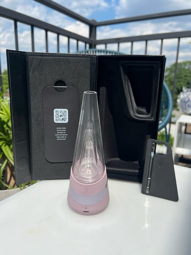 Preview pic of Puffco Peak V2 in Pink