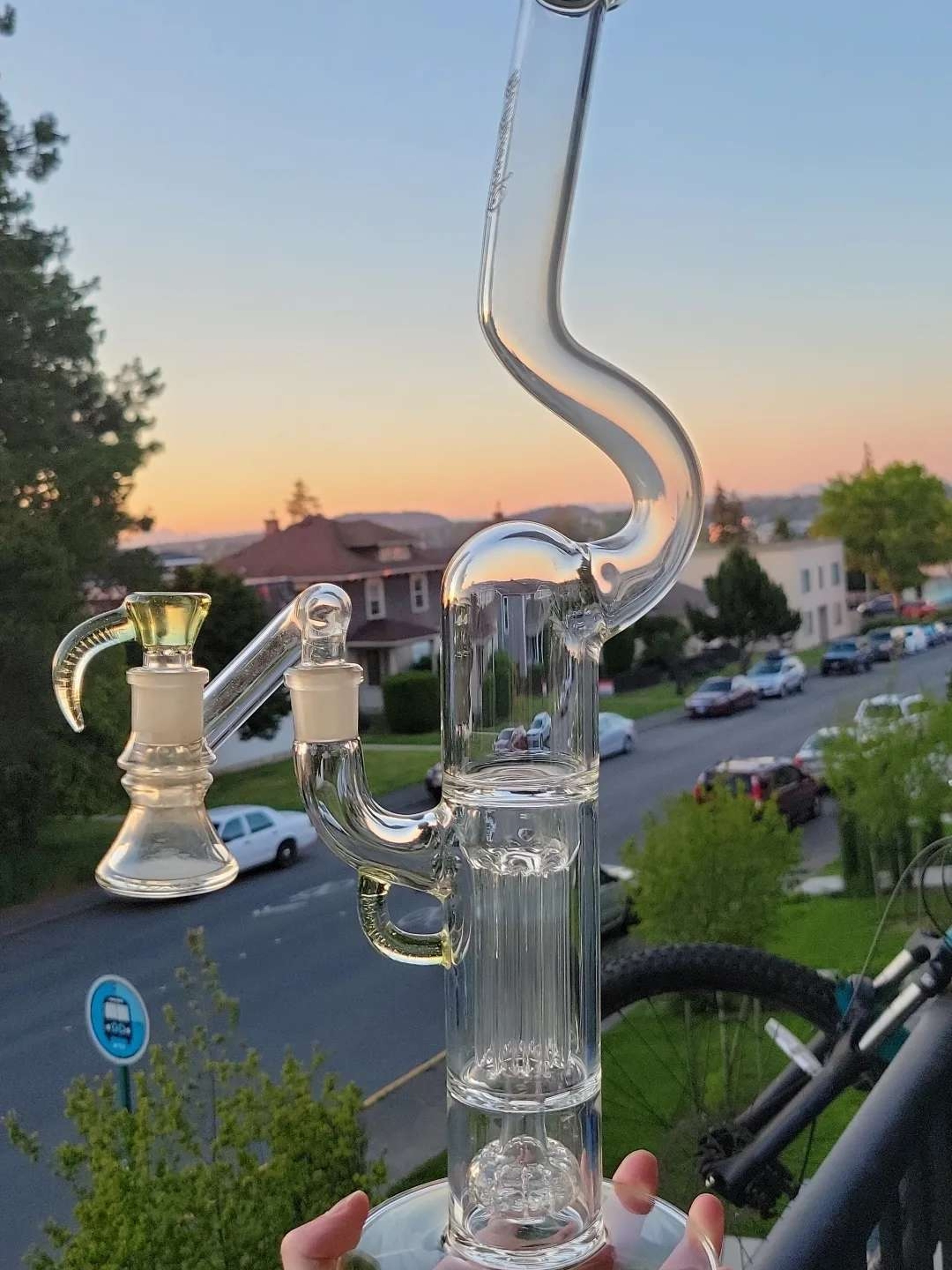 Preview pic of Natty neck cfl pillar
