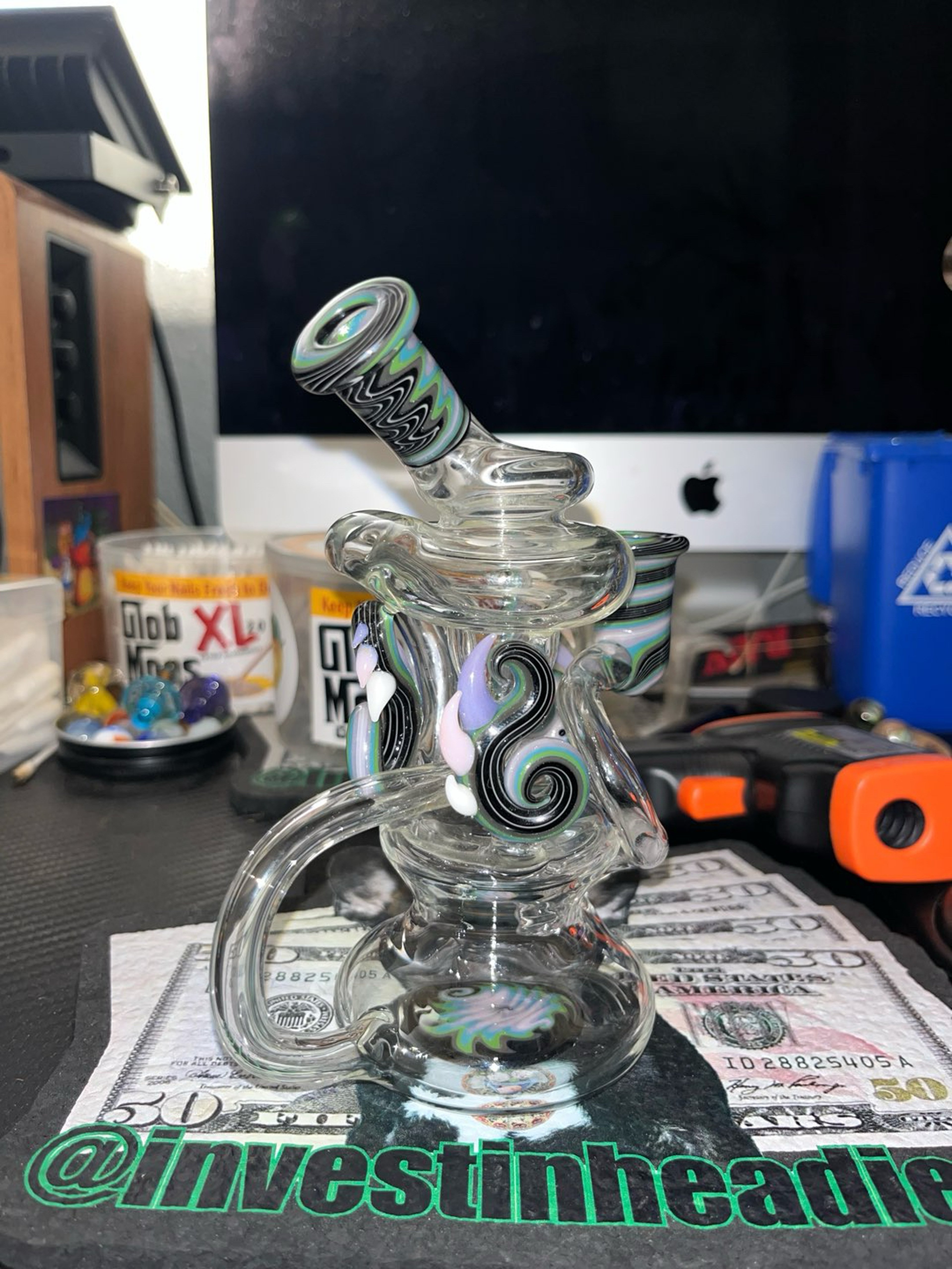 Whit V. glass image 0