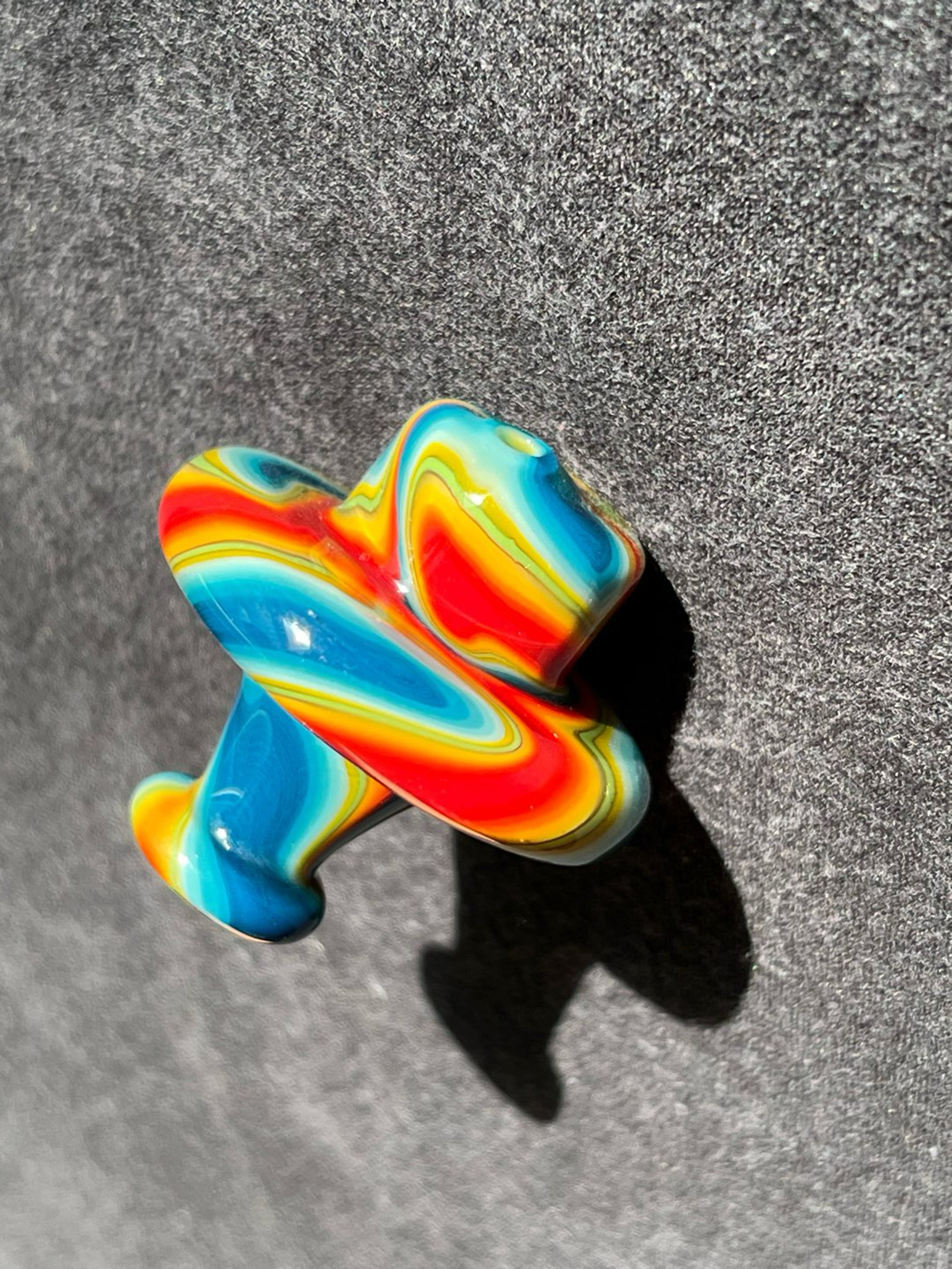 Hollinger Glass Directional Cap image 0