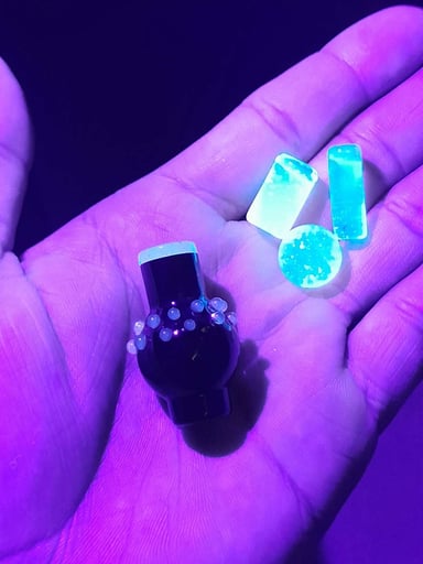Preview pic of Uv reactive slurper plug set