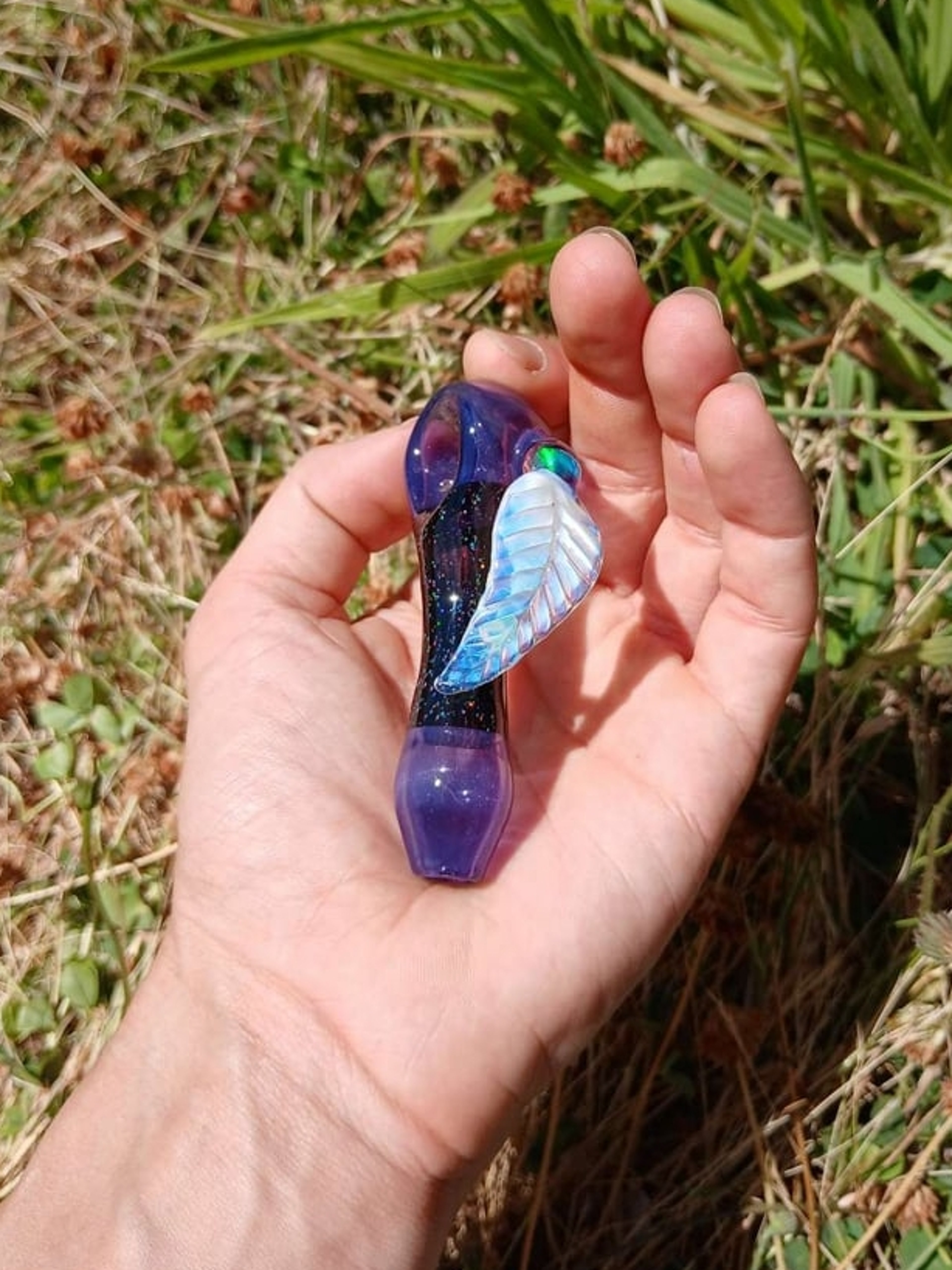 Blue satin spoon, Glopal leaf image 0