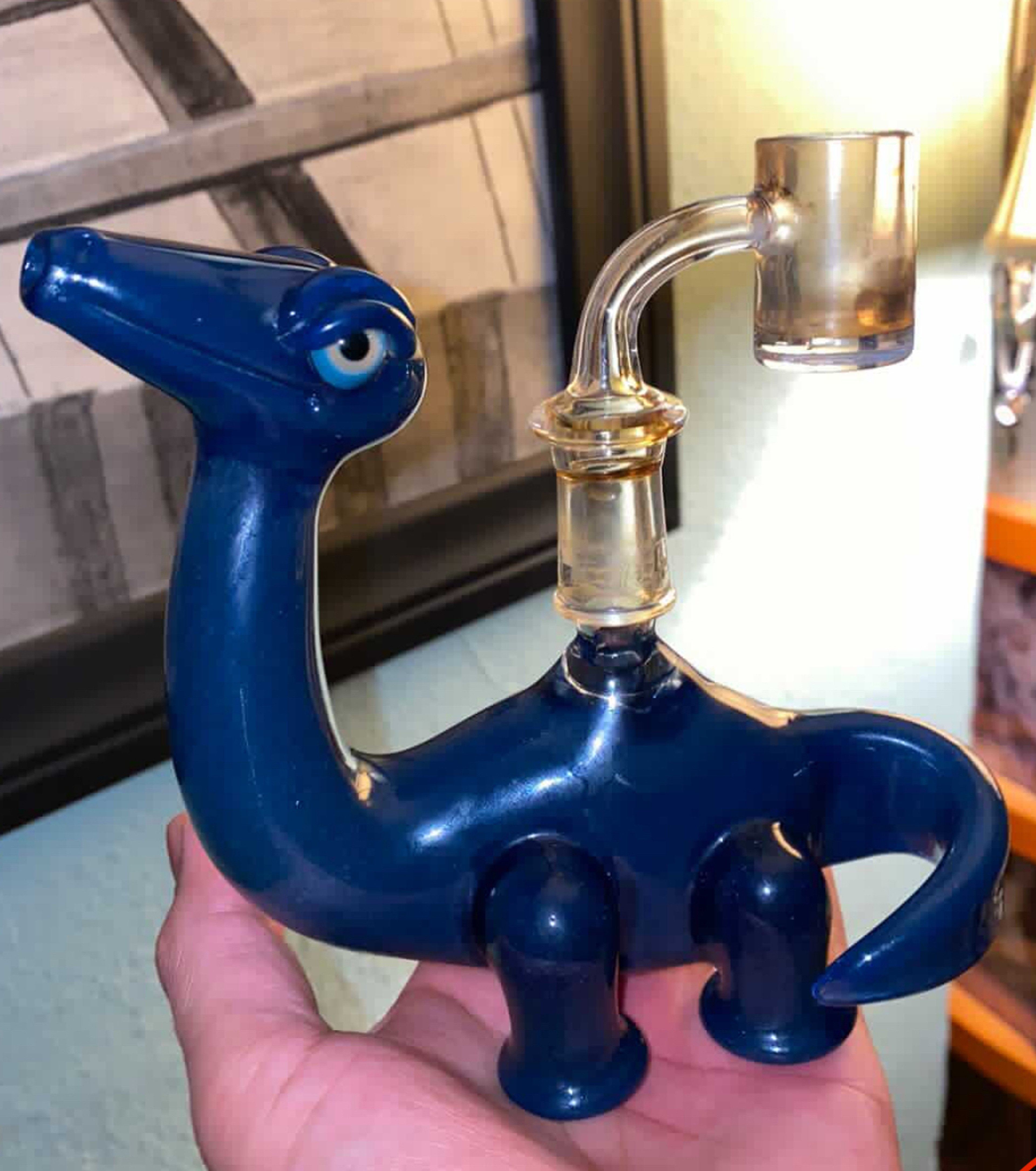 Preview pic of Elbo Glass Bronto