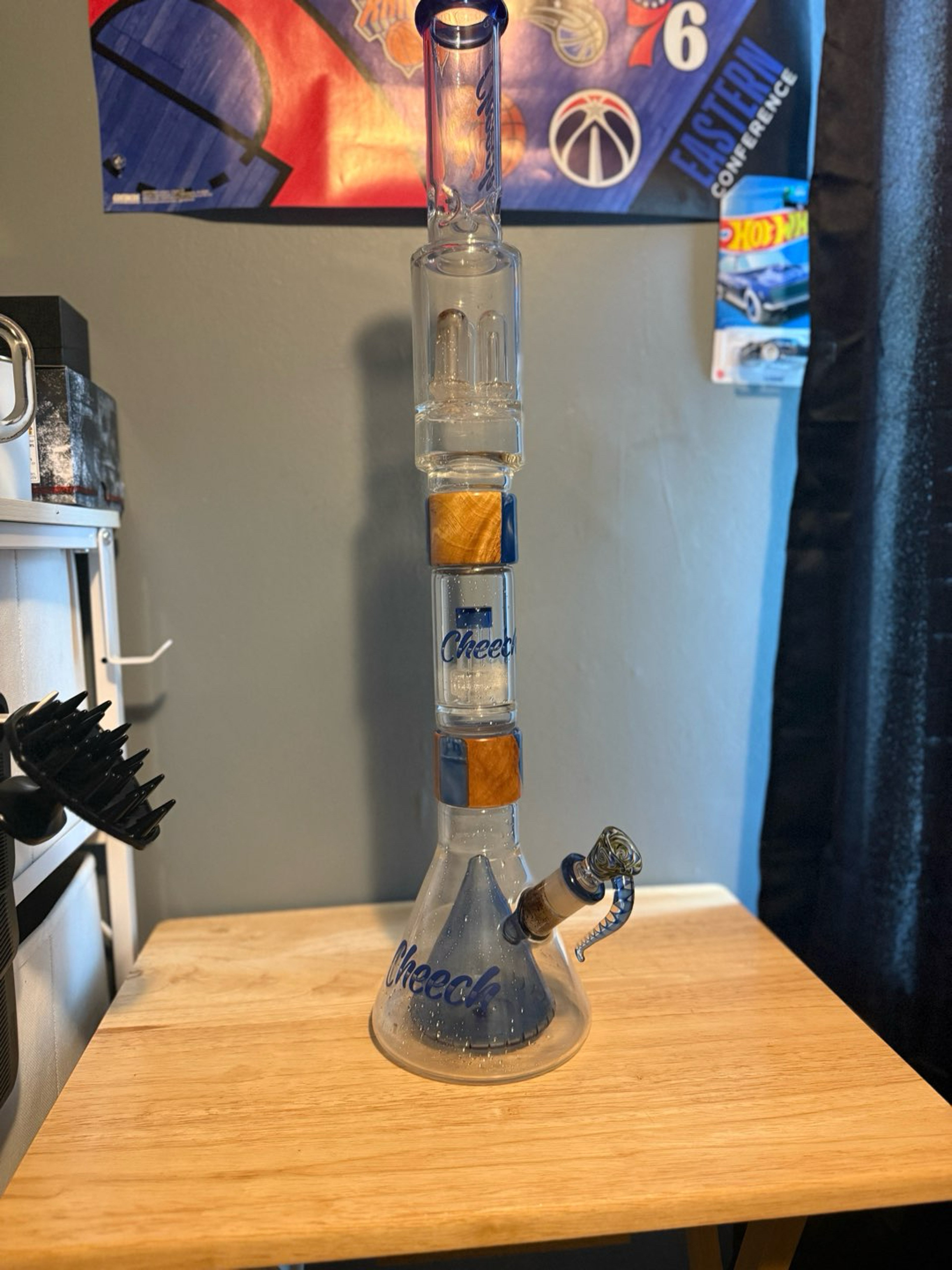 Preview pic of 3 piece cheech bong