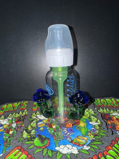 Preview pic of Greg Wilson, X Dr. Brown’s glass baby bottle