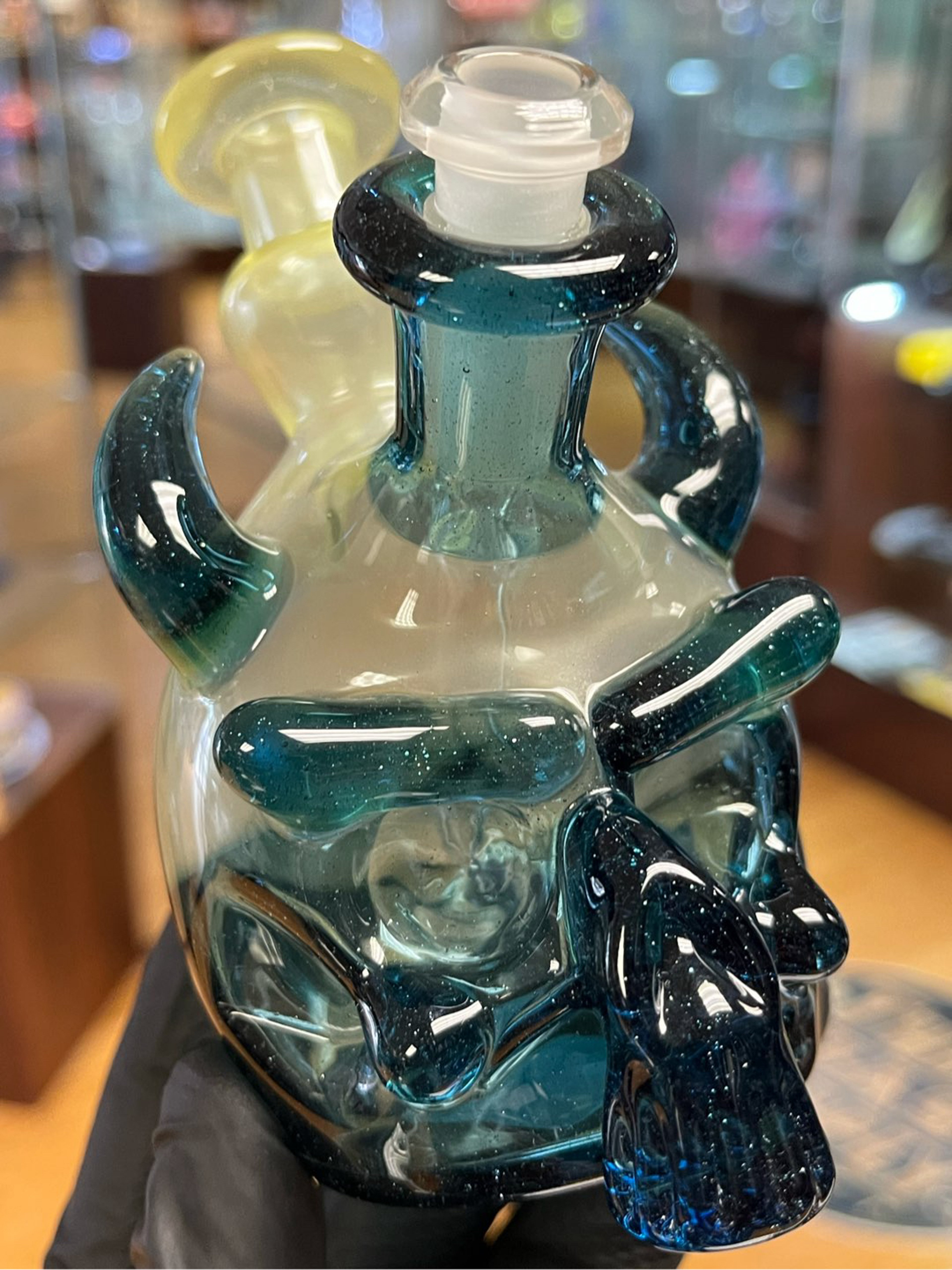 Preview pic of TUSKUM Glass Skull Dab Rig