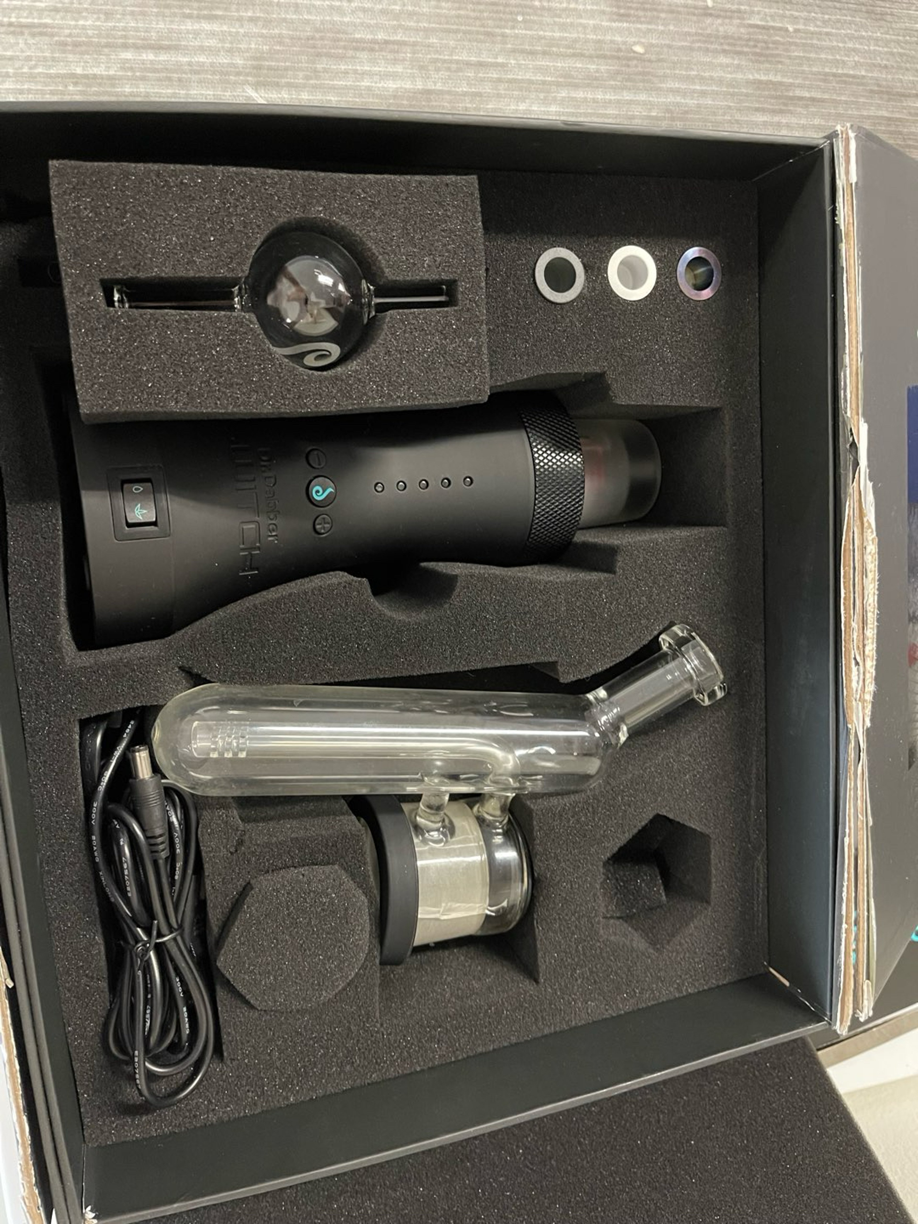 Dr. Dabber Switch with Sidecar Percolator (read description) image 0