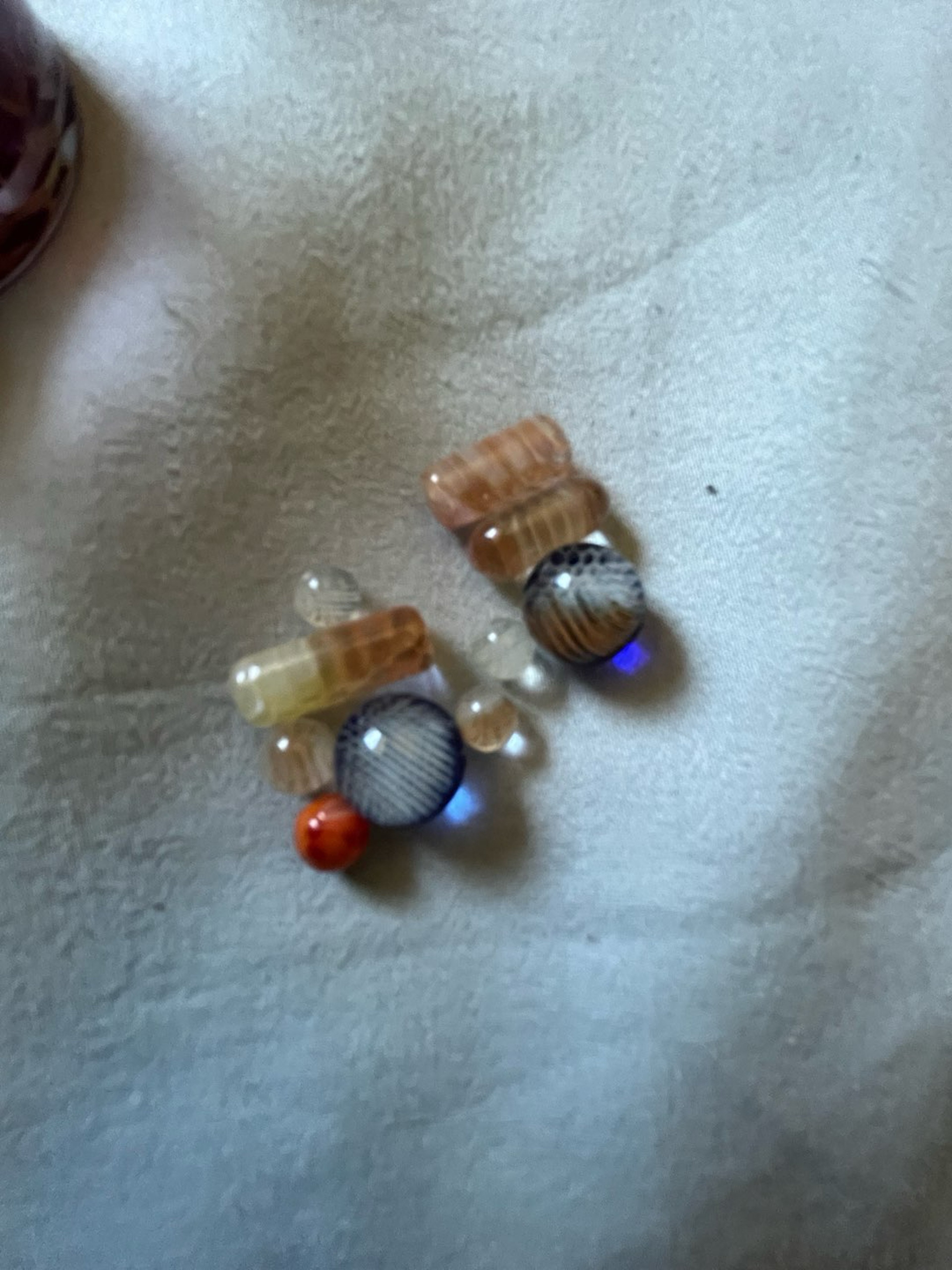Preview pic of Teurfs pearls & pillars