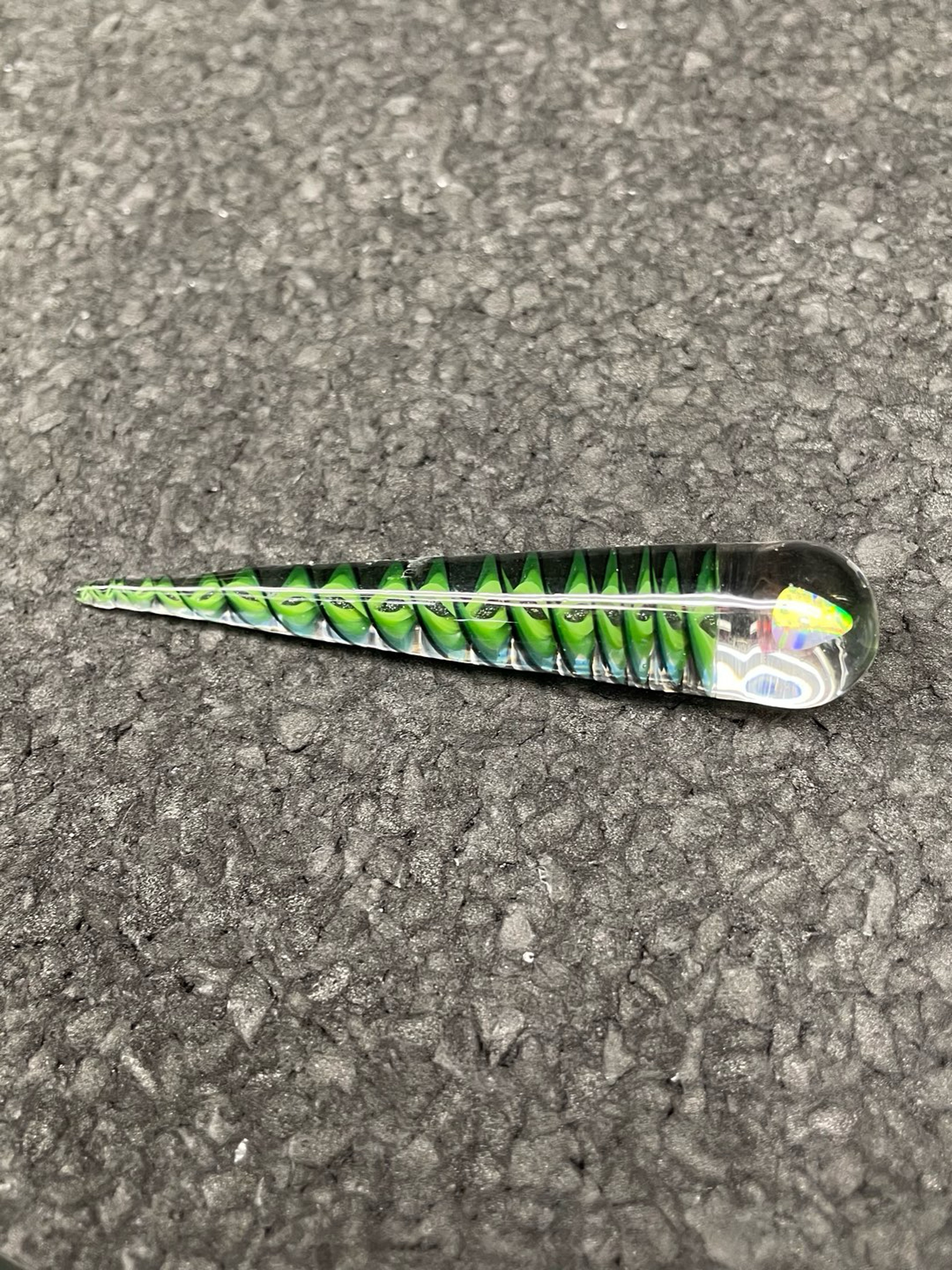 Preview pic of Willstar Glass Poker Green Opal