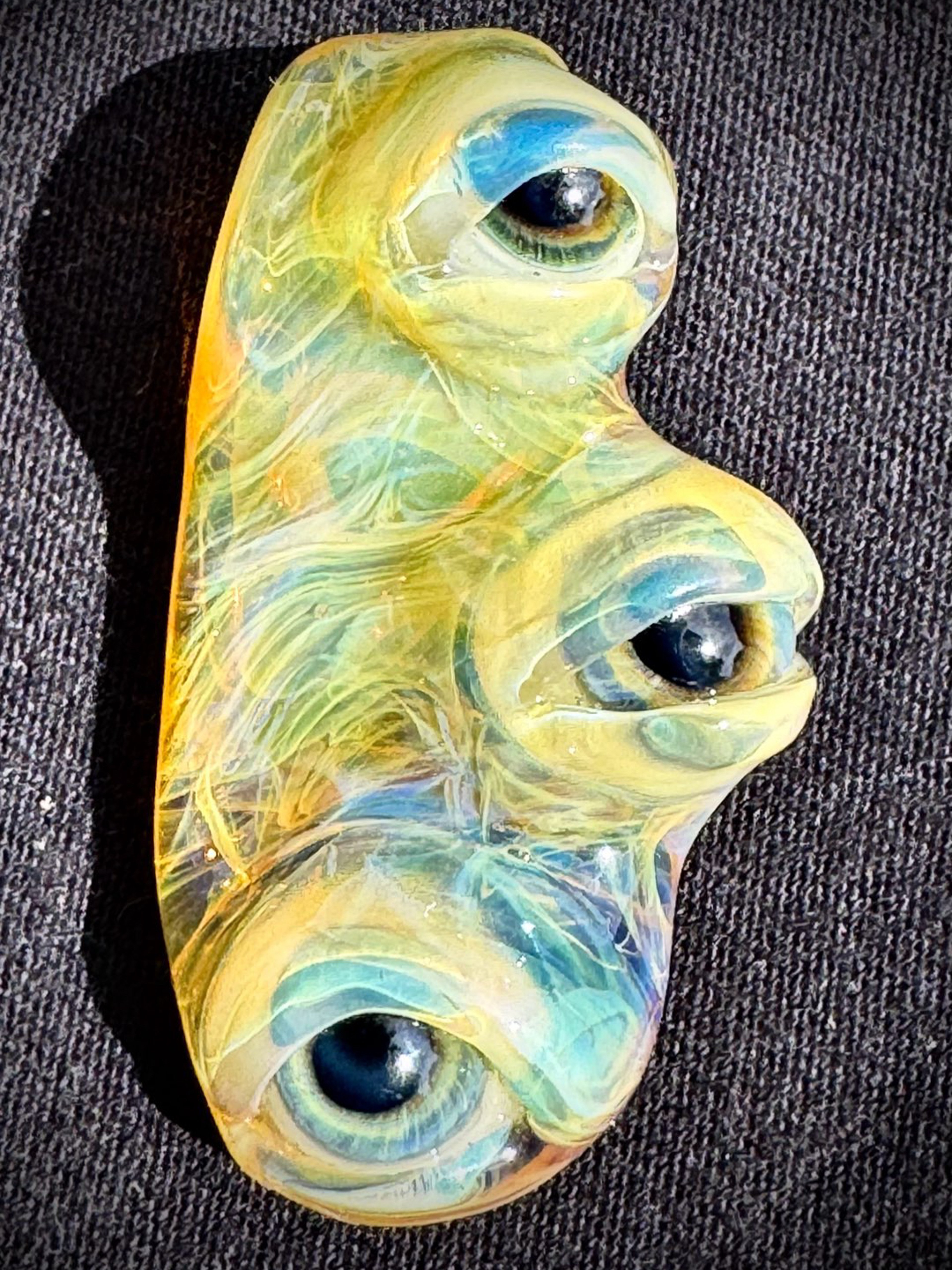 Preview pic of Pendant