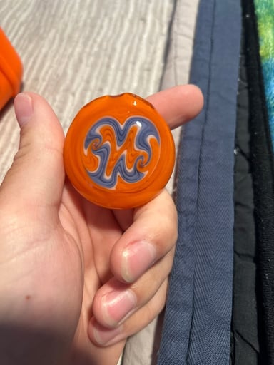 Preview pic of Wigwag disc pendant