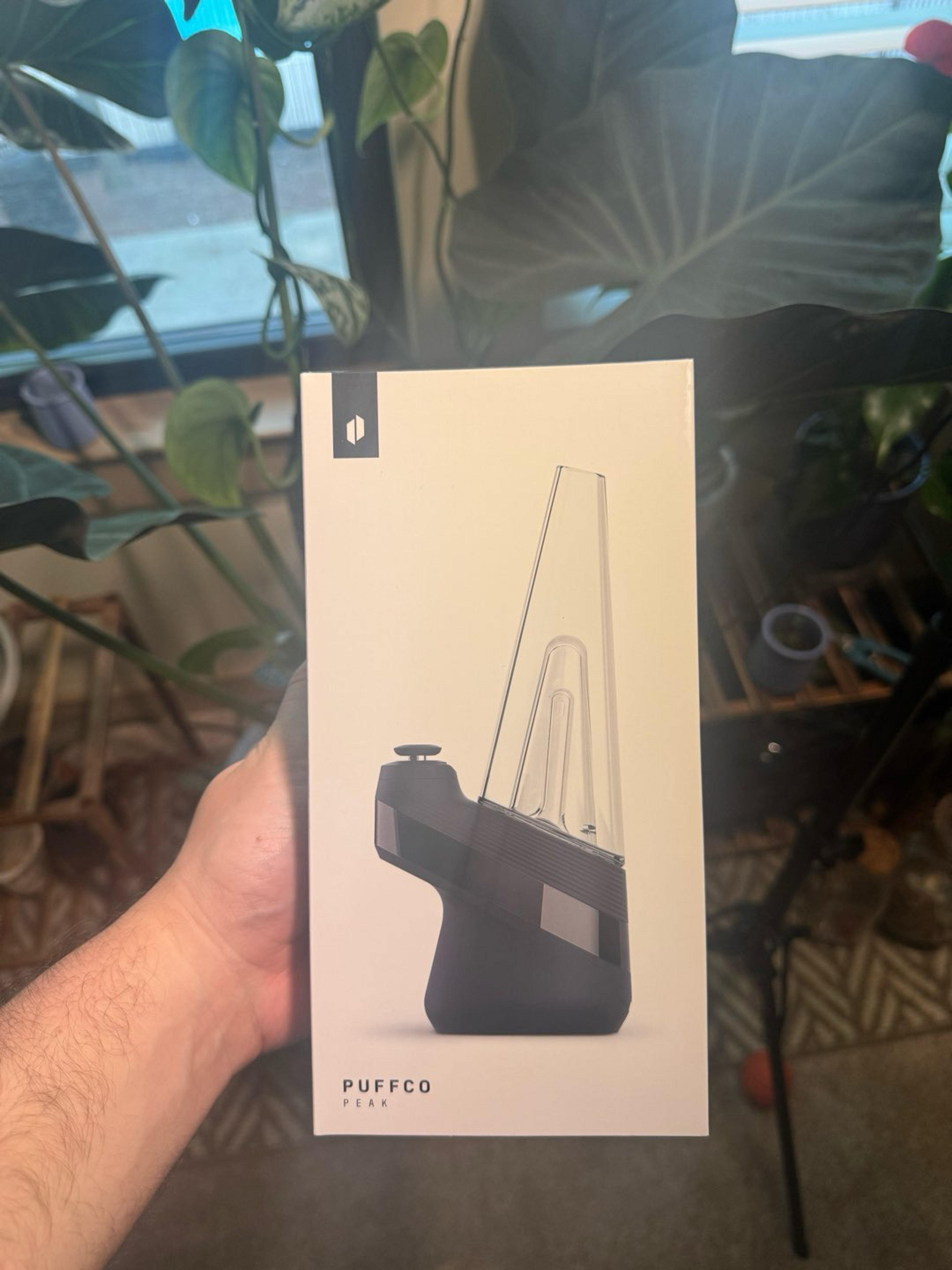 Preview pic of Factory Sealed Puffco Peak 2024 Onyx