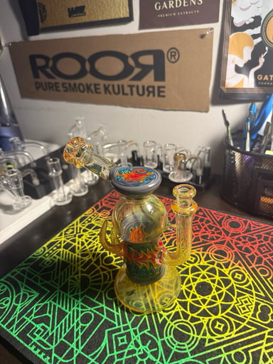 Preview pic of Fumed WigWag Collab MattZGlass x WestieGlass