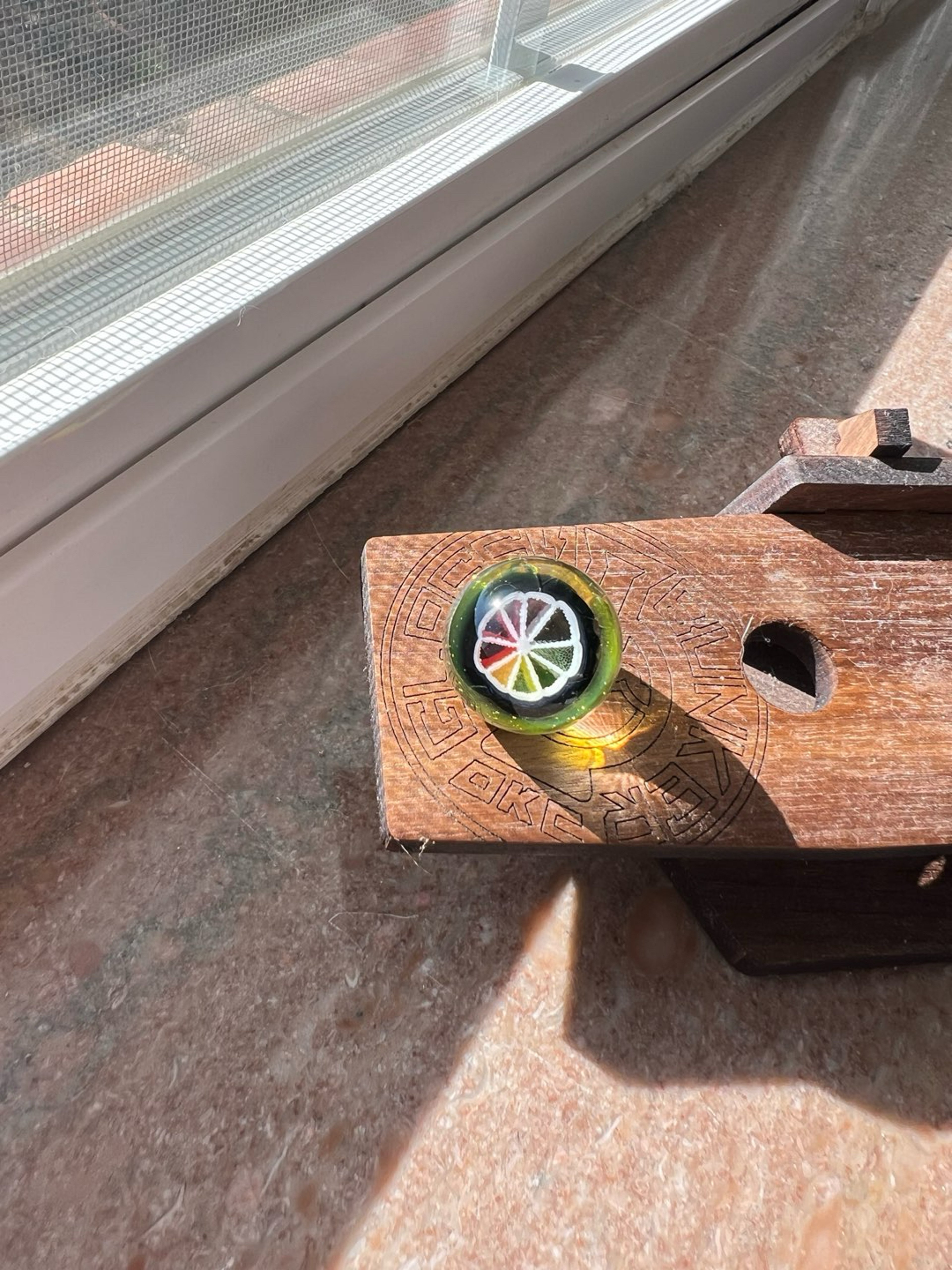 Preview pic of Lyons Glass Rainbow Marble
