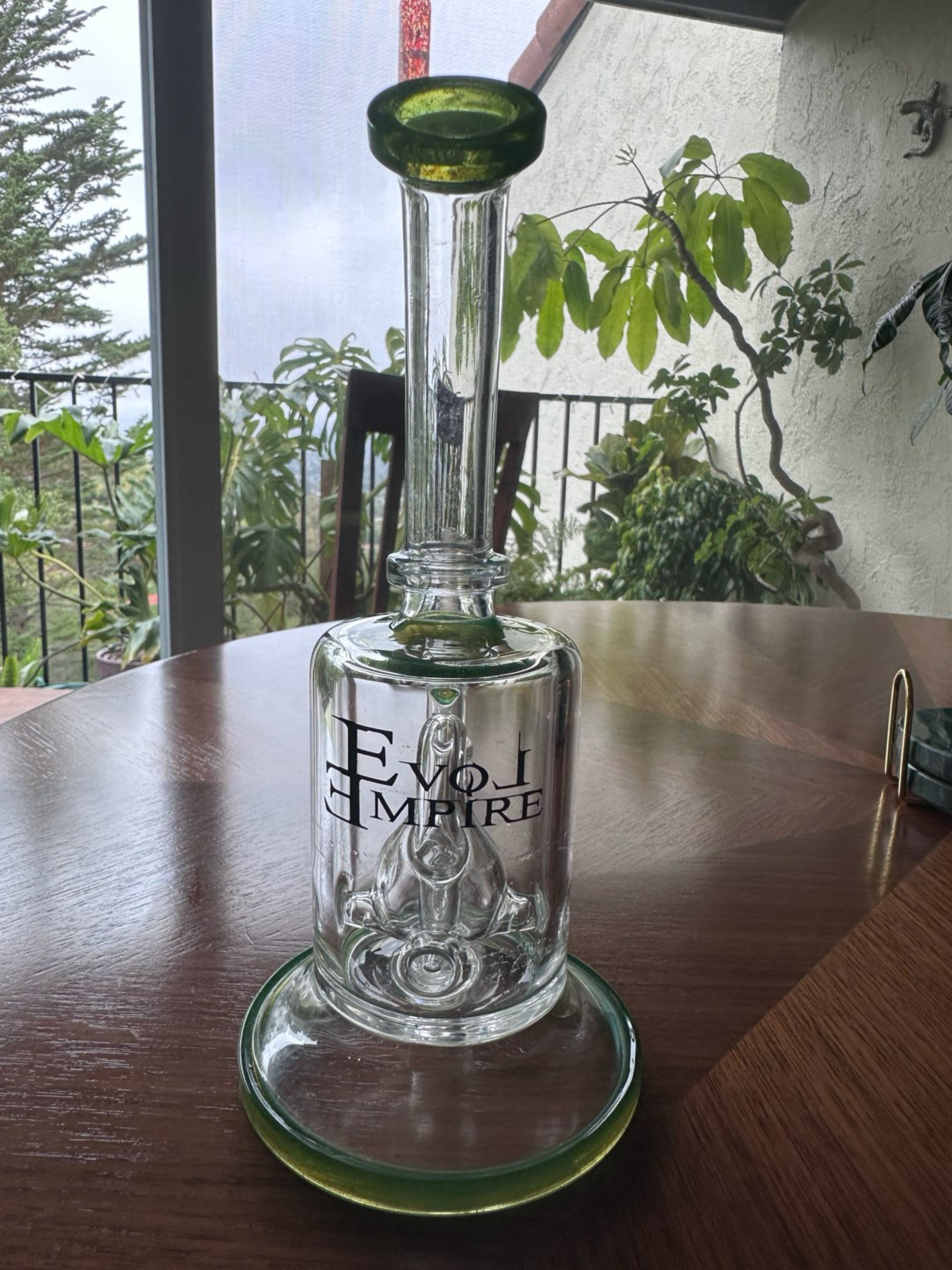 Preview pic of Evol Empire Glass Rig