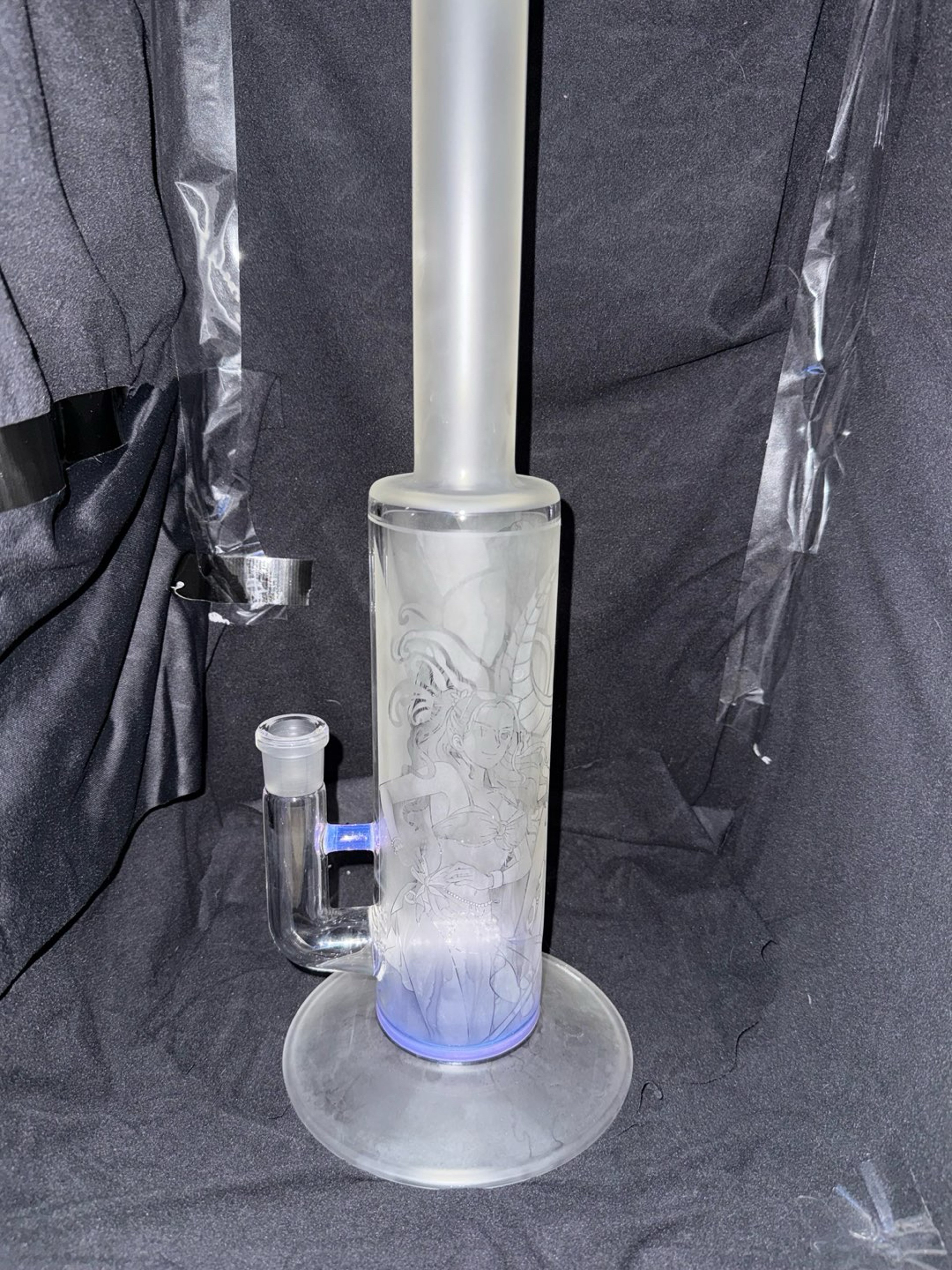 Preview pic of Sovereignty King3line X scratchedglassworks