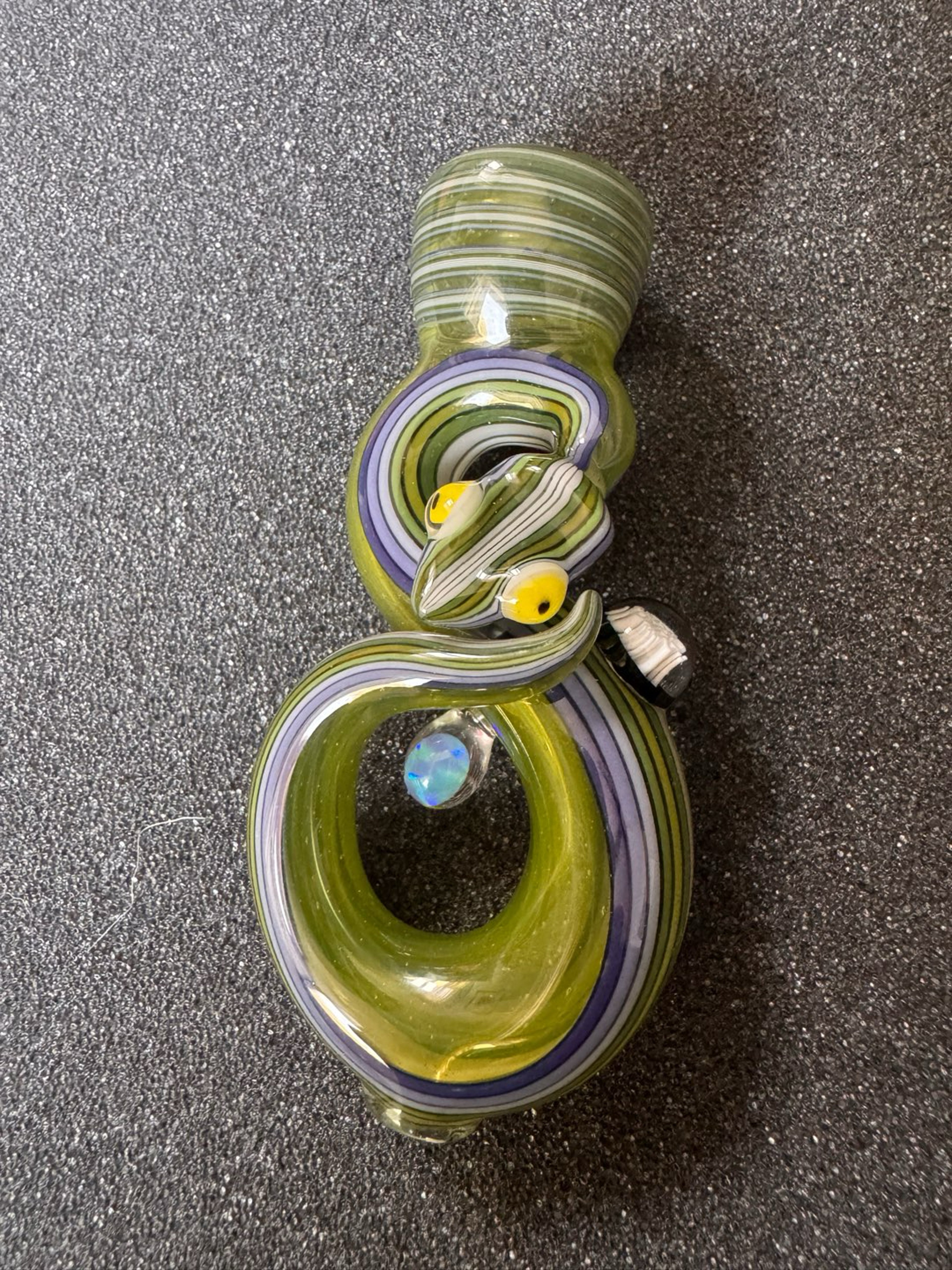 Preview pic of Niko Cray Chillum
