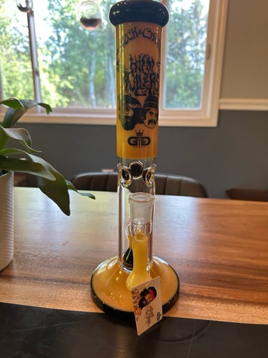 Preview pic of 14’ Chech and Chong bong