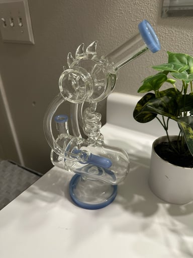 Preview pic of 12’ dragon percolated bong
