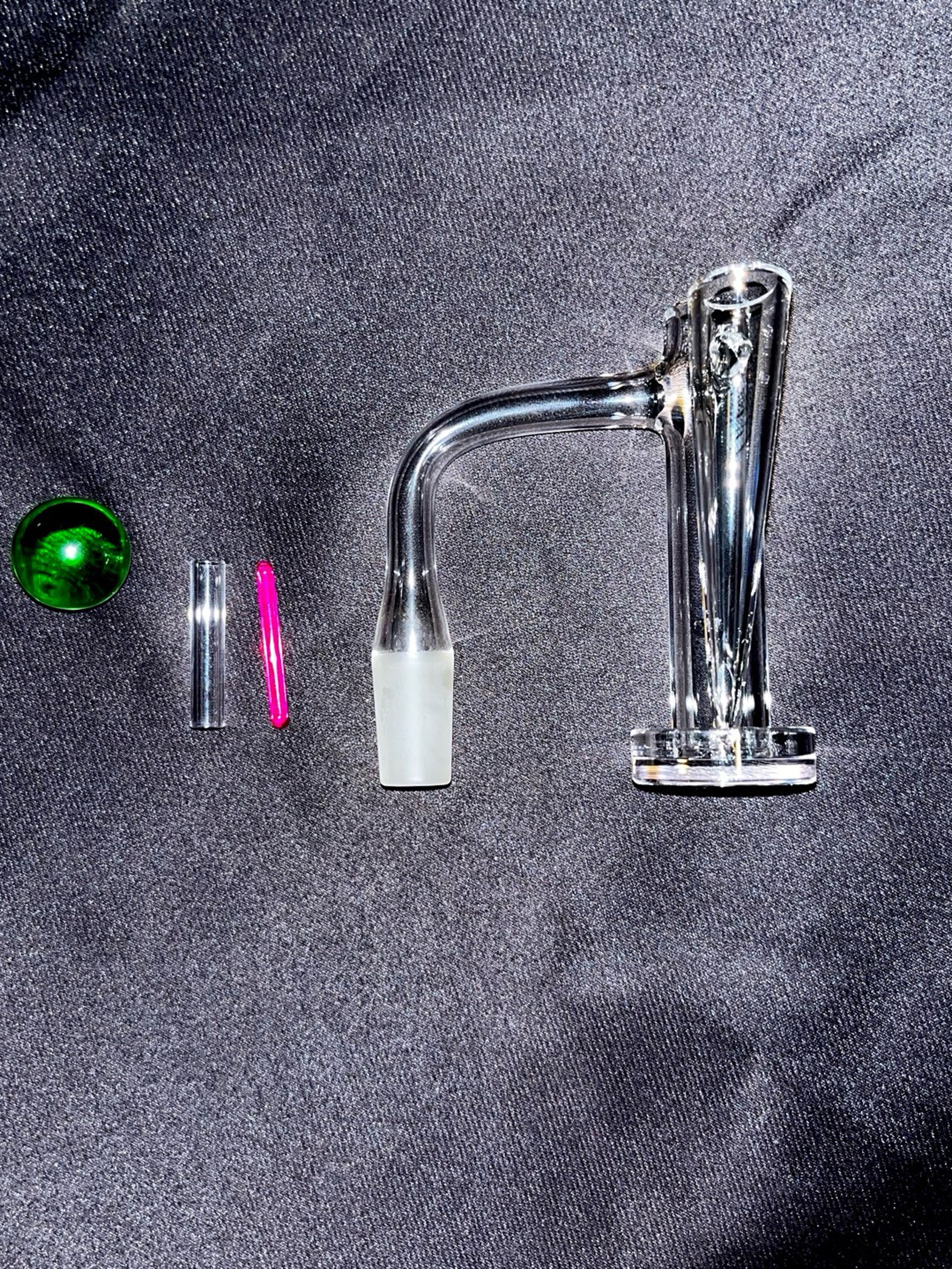 Preview pic of Quartz terp tower/slide