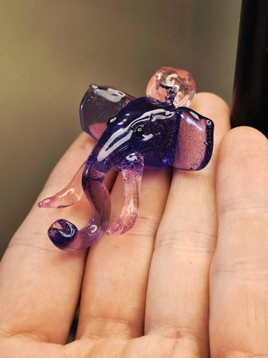 Preview pic of CFL Elephant pendant