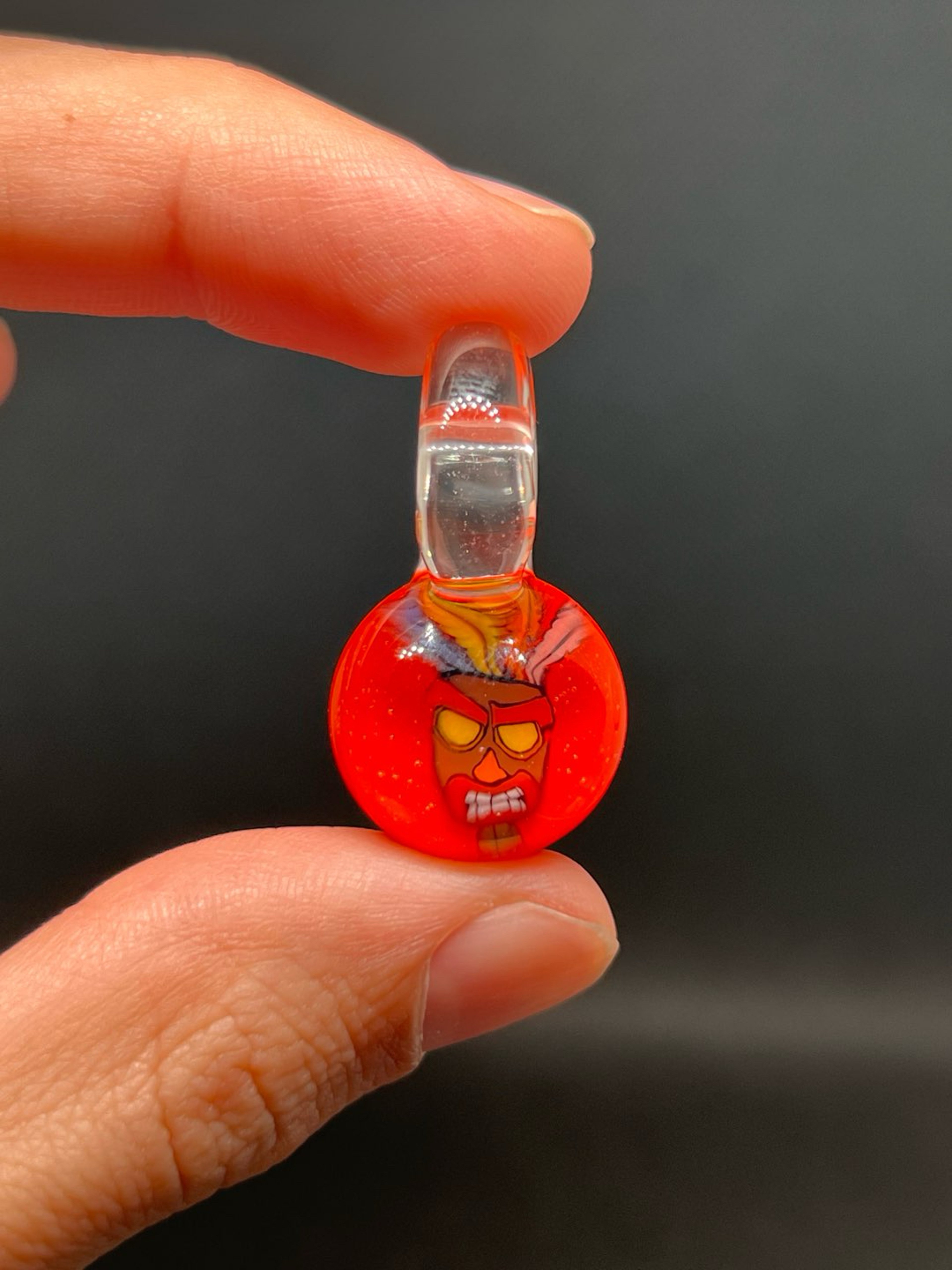 Preview pic of UV Aku Aku Crash Bandicoot mille pendant