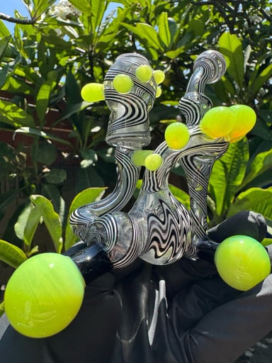 Preview pic of Clayball Glass Tripod in-line Recycler