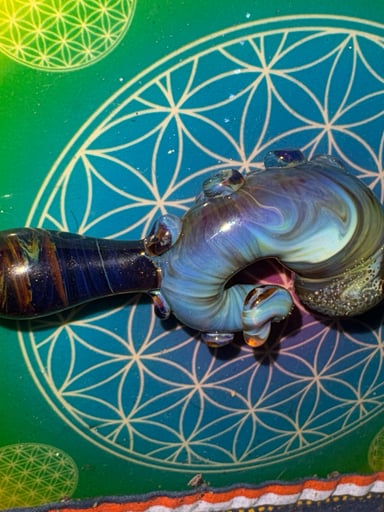 Preview pic of Stoic Glass pendant