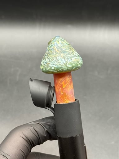 Preview pic of Mushroom pivot top