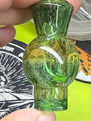 Preview pic of Mothership bubble cap spinner top Mystery cap