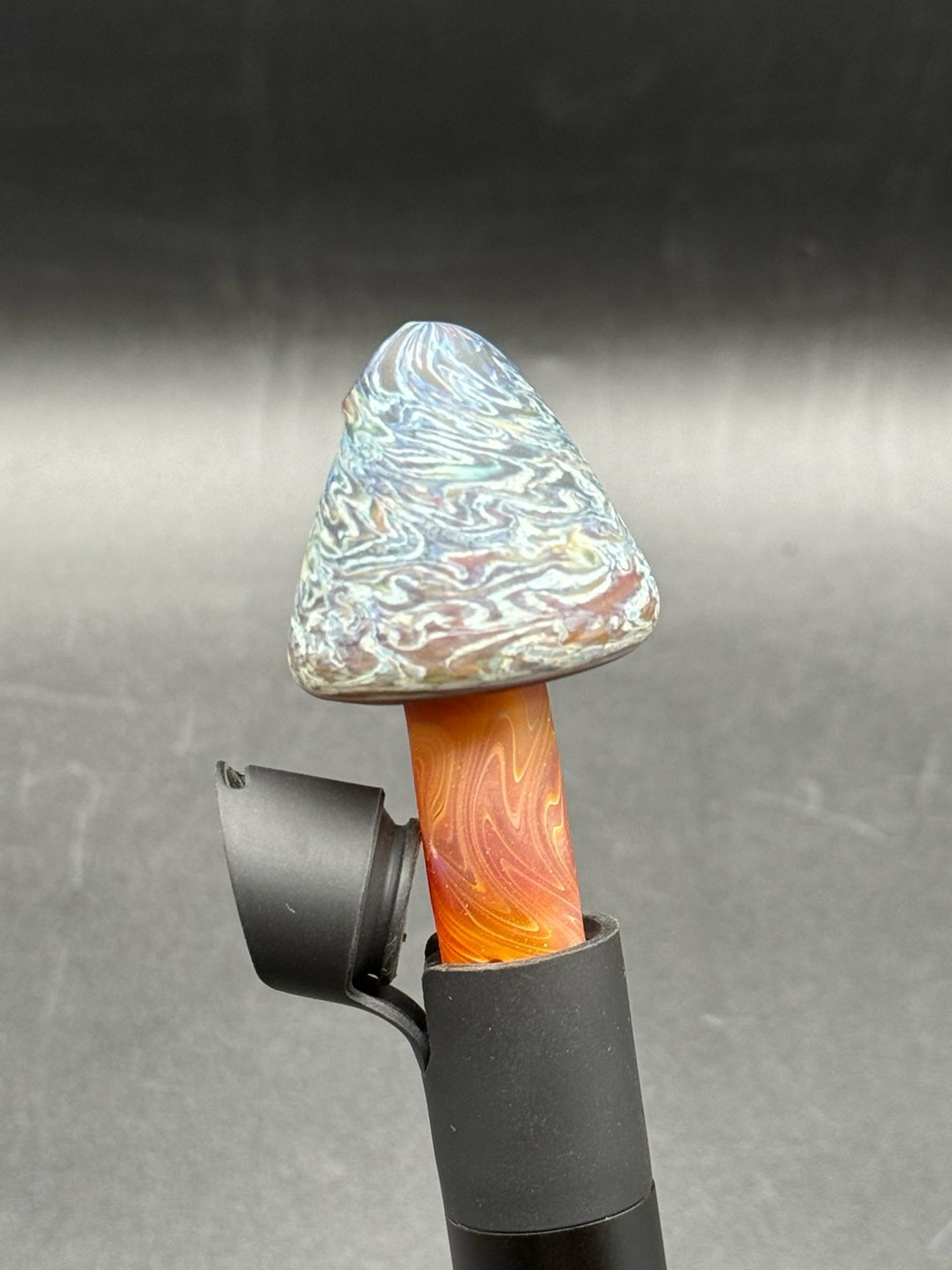Preview pic of Mushroom pivot top UV