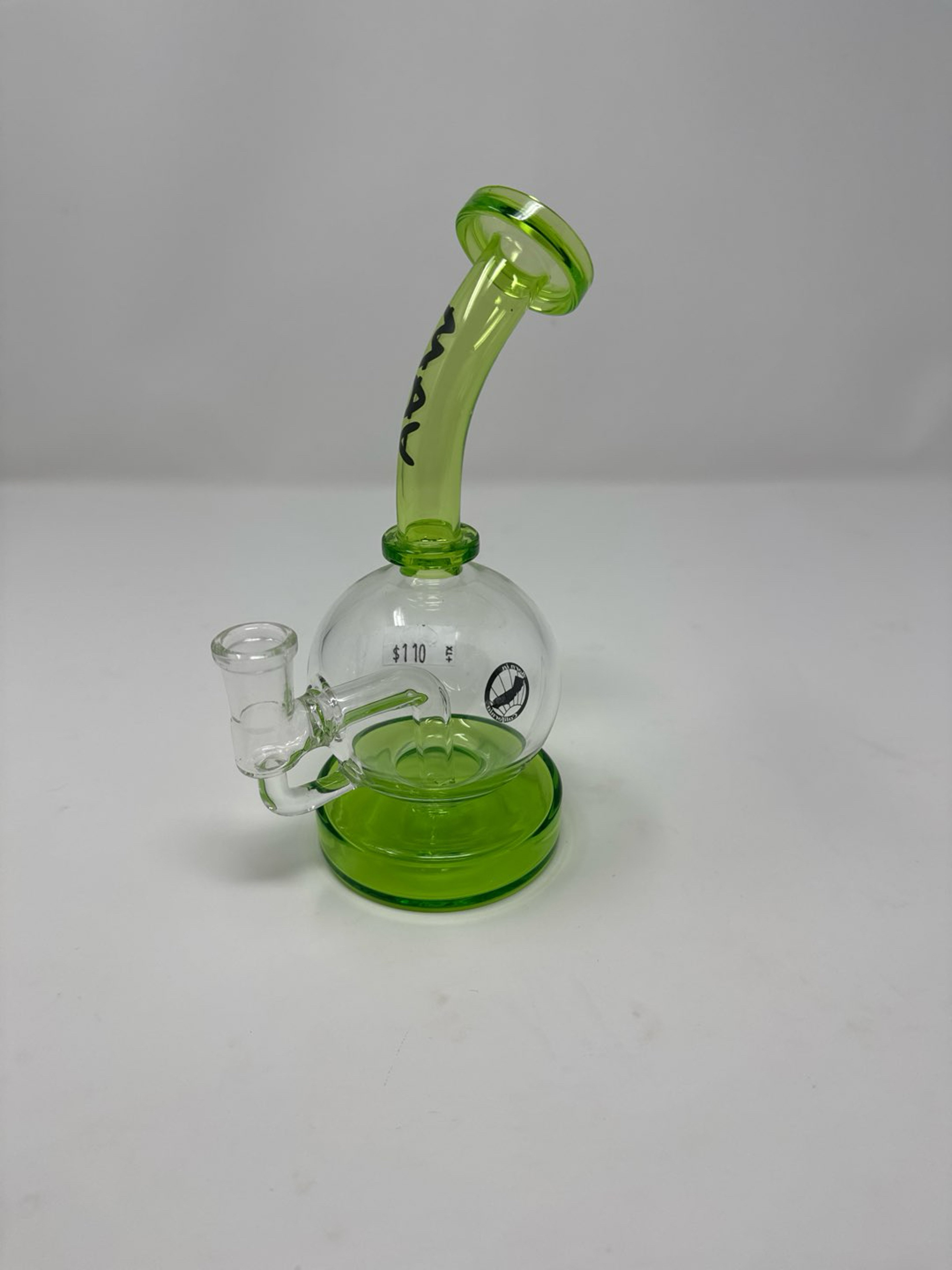 Mav glass bong image 0