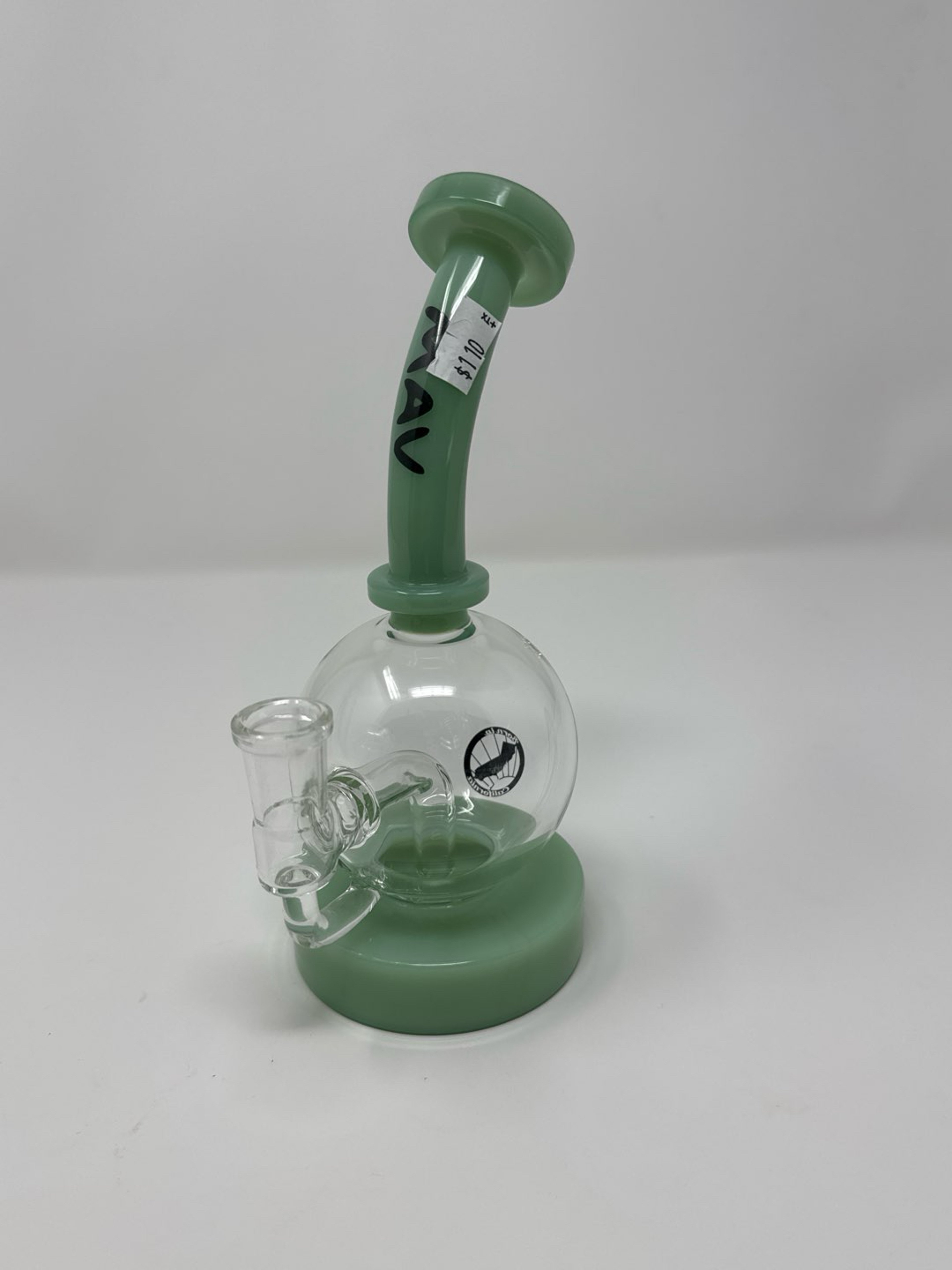 Mav glass bong image 0