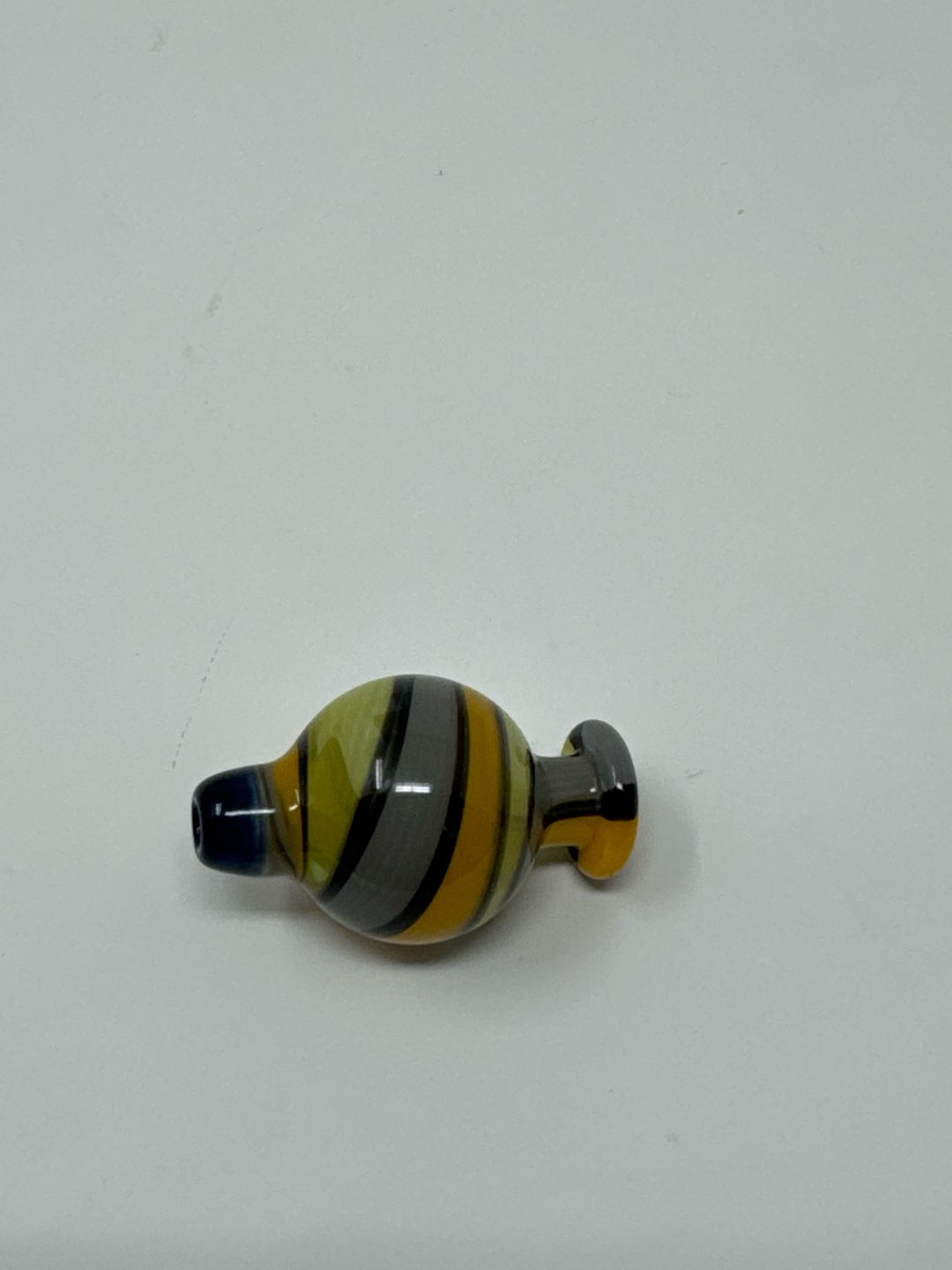 Preview pic of Messy glass bubble cap