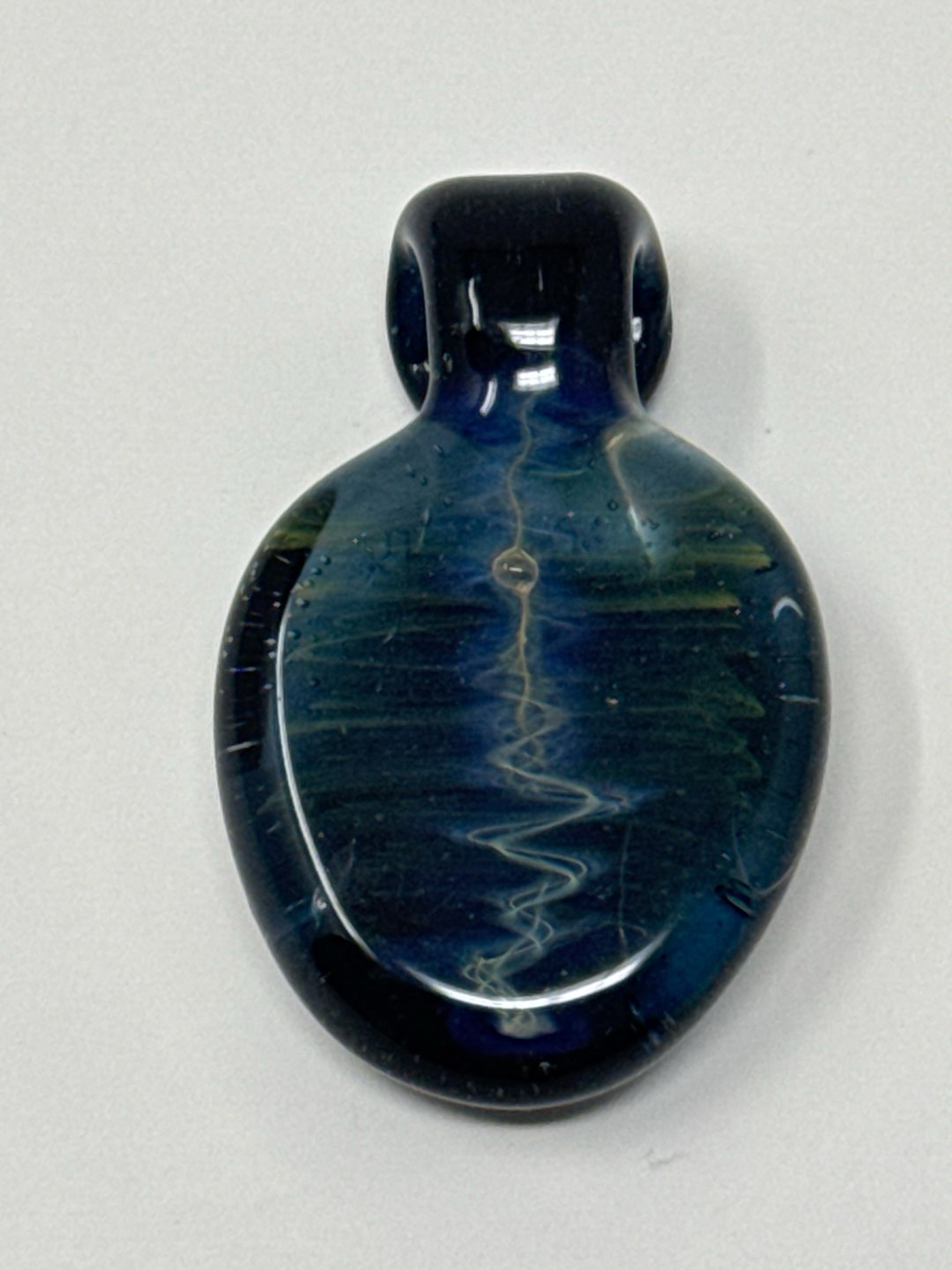 Preview pic of Messy glass pendant