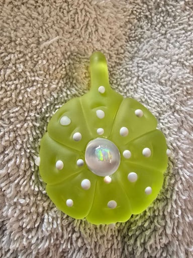 Preview pic of Glassworth peyote pendant, brand new never worn