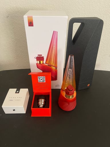Preview pic of Puffco peak pro daybreak