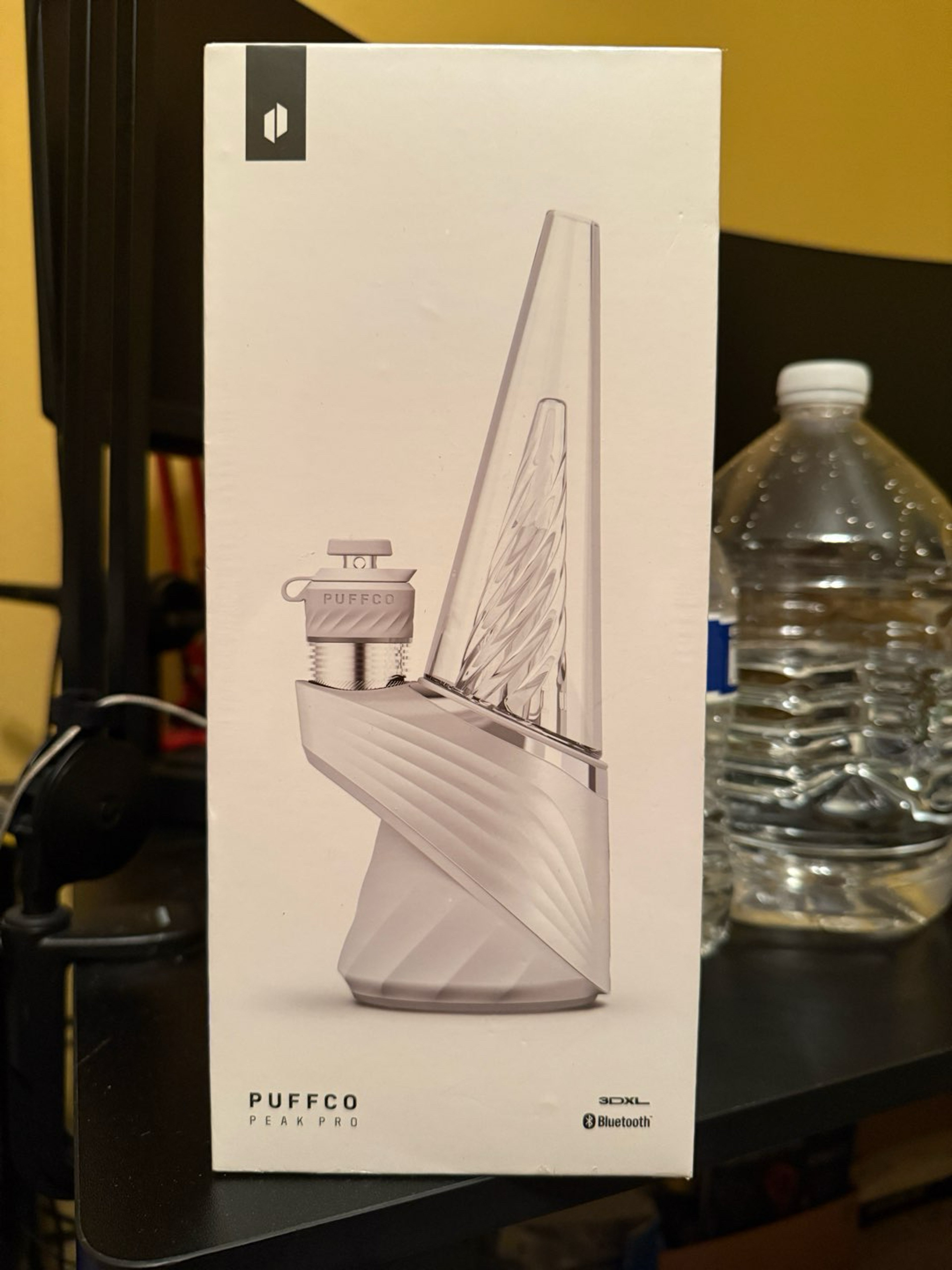 Preview pic of **NEW**Puffco Peak Pro with 3dxl