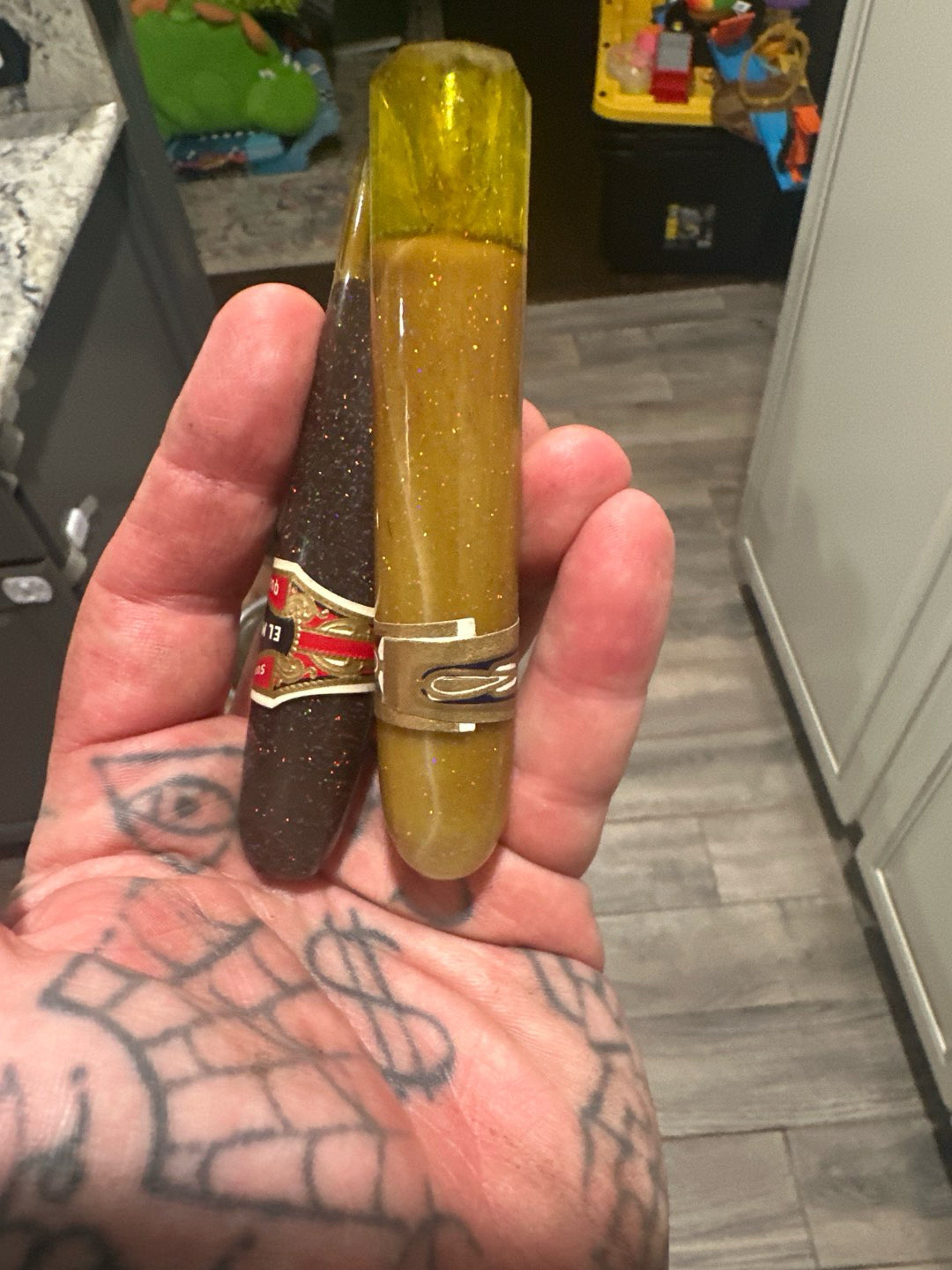 Preview pic of 2 KSo Cubans