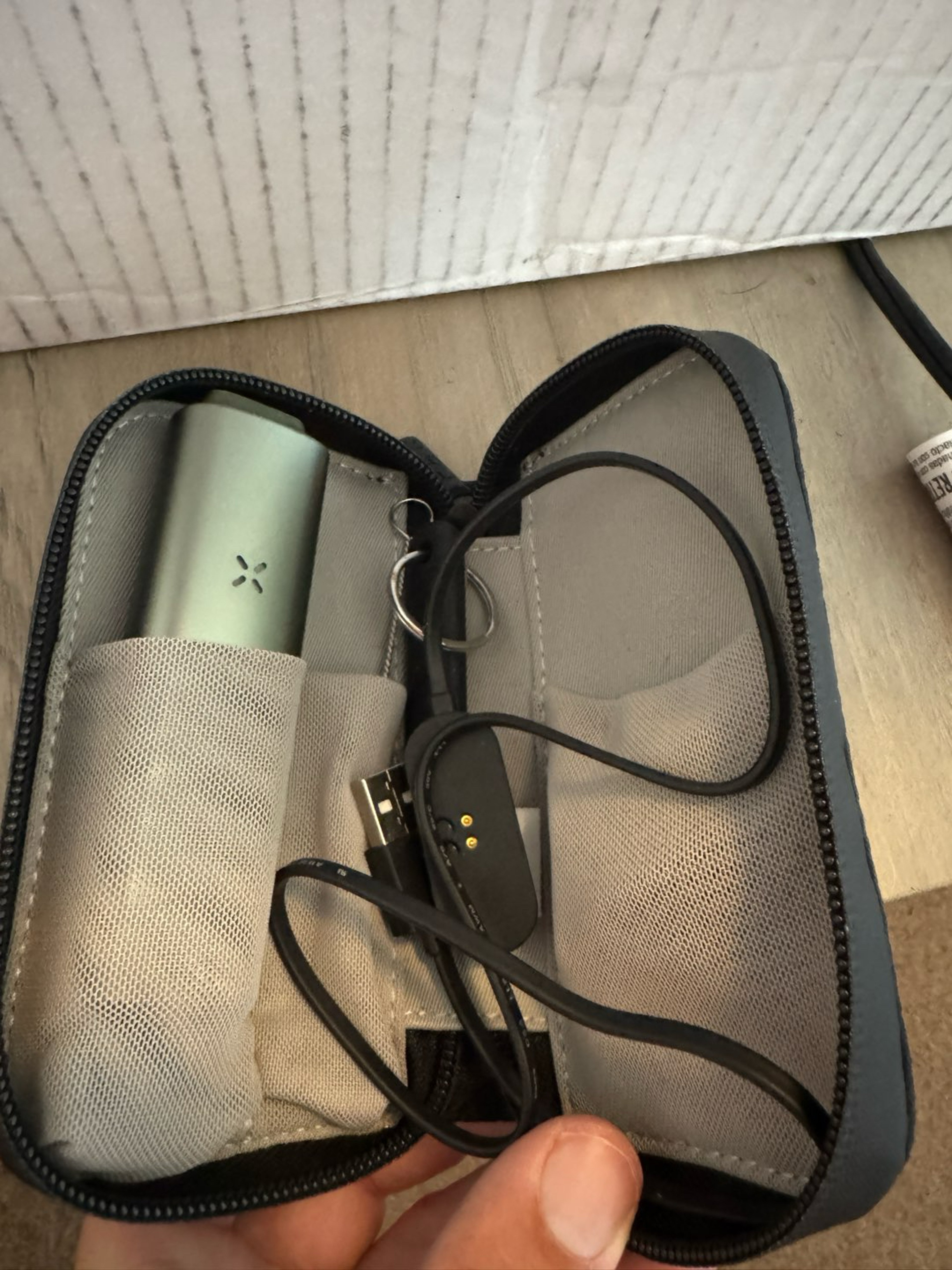 Preview pic of Pax Plus Vaporizer