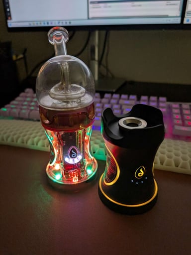 Preview pic of Dr Dabber Boost Evo Limited Edition Bundle