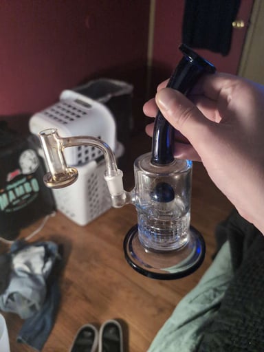 Preview pic of Shower head dabber with $60 nail still good