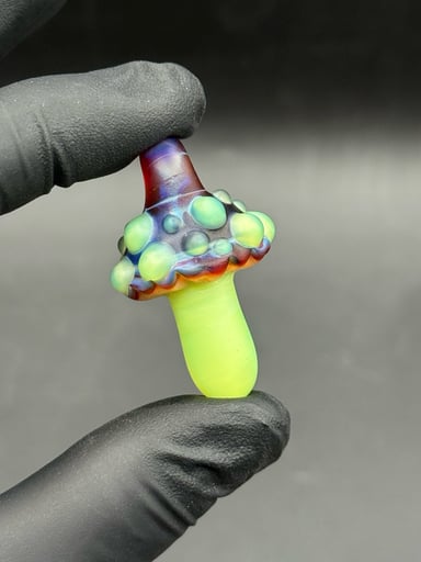Preview pic of Mushroom pendant