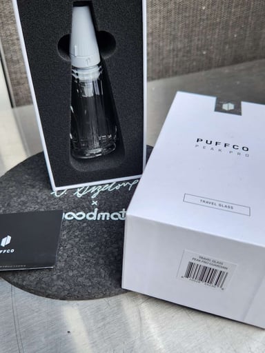 Preview pic of Puffco peak pro guardian travel glass New