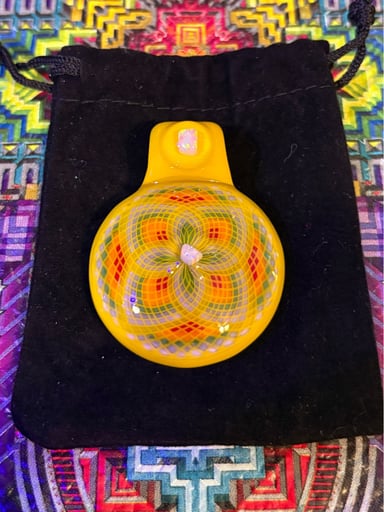 Preview pic of TAKODA MADRONA 64 Line Fillacello Pendant