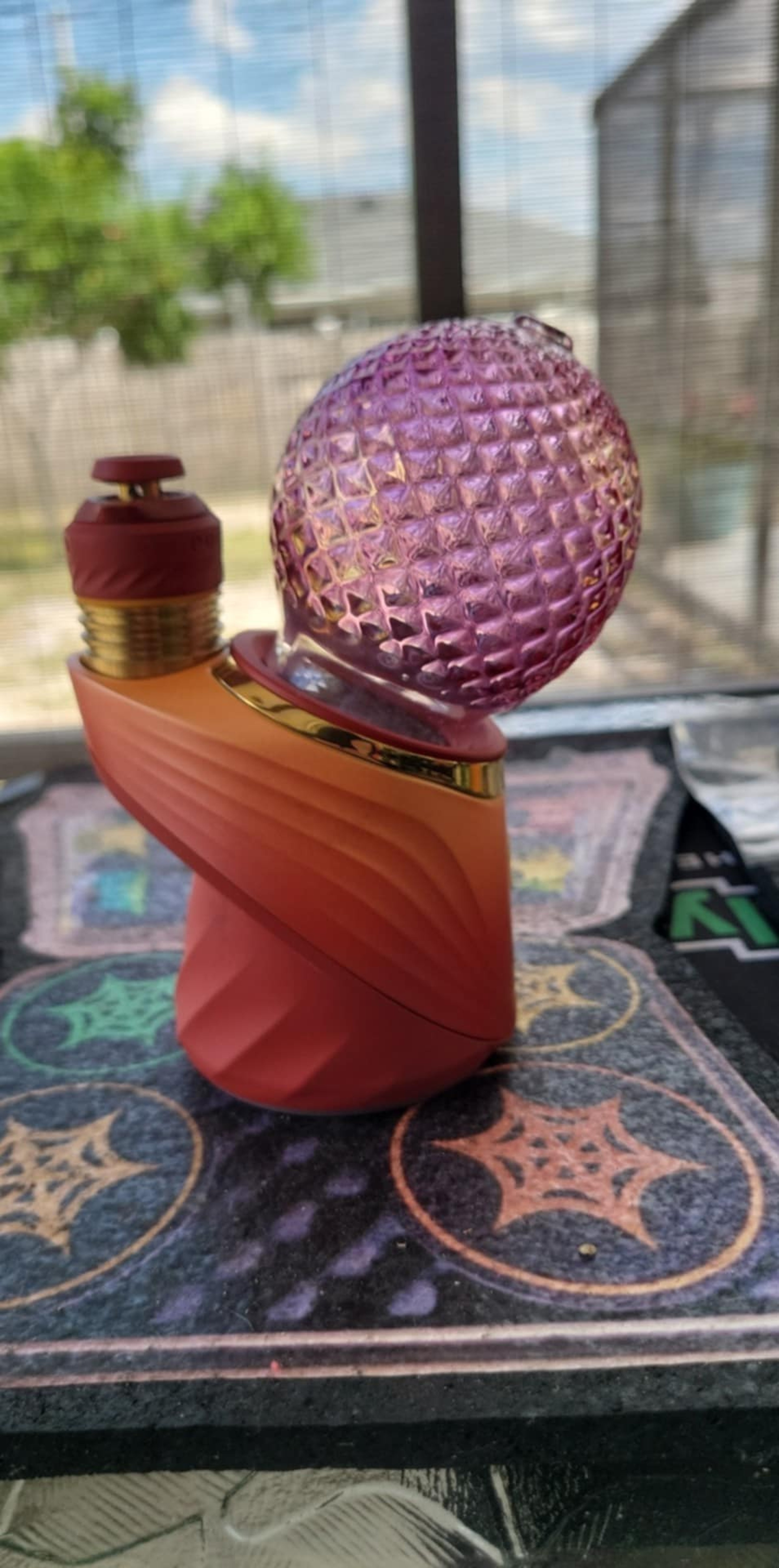 Preview pic of Puffco ball dry top
