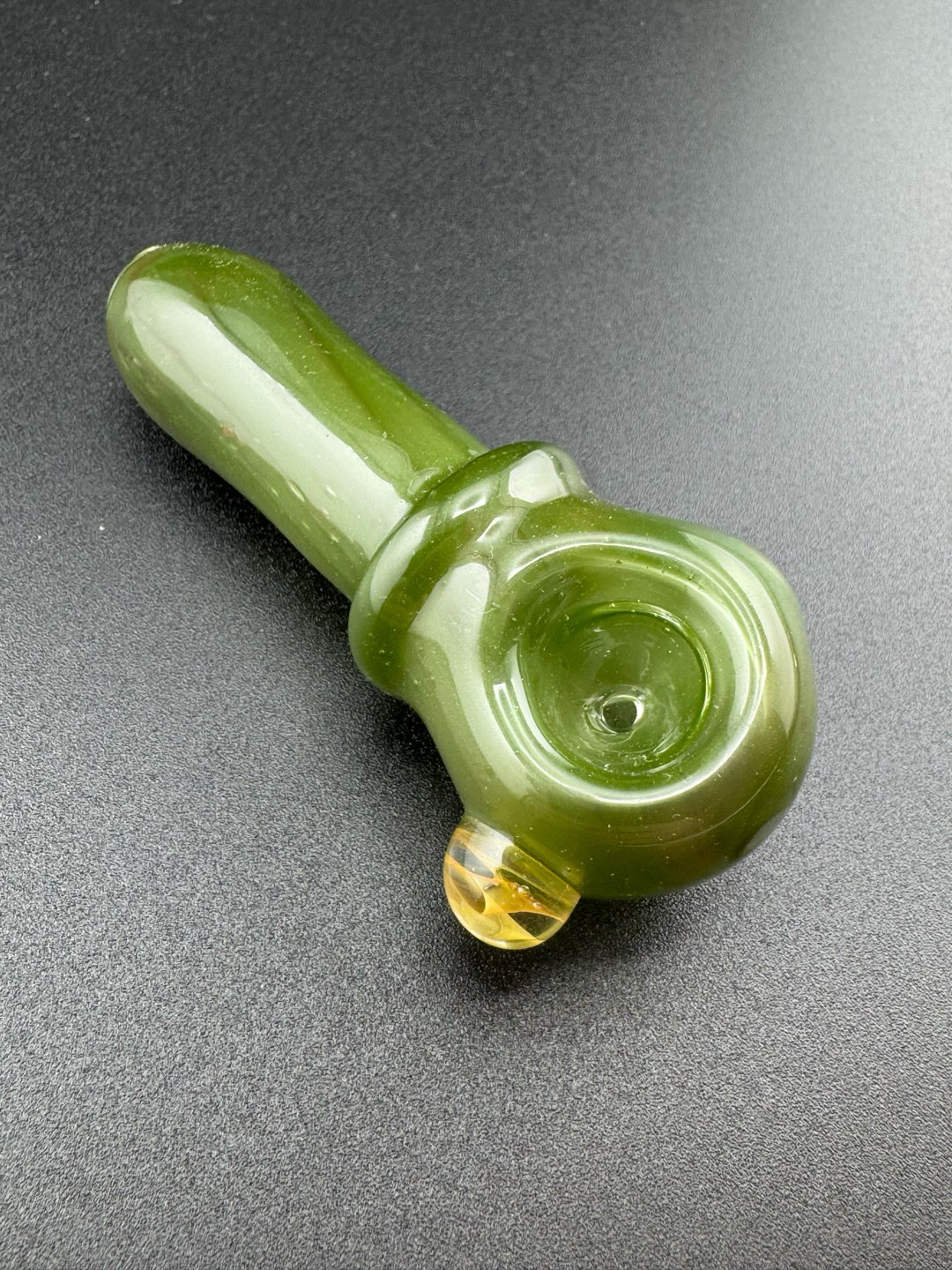 Green bowl with fume spiral attachment image 0